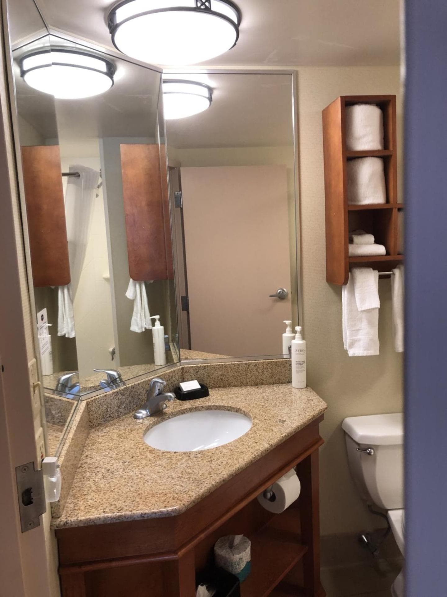 Hampton Inn - York gallery photo in York, PA — image 22
