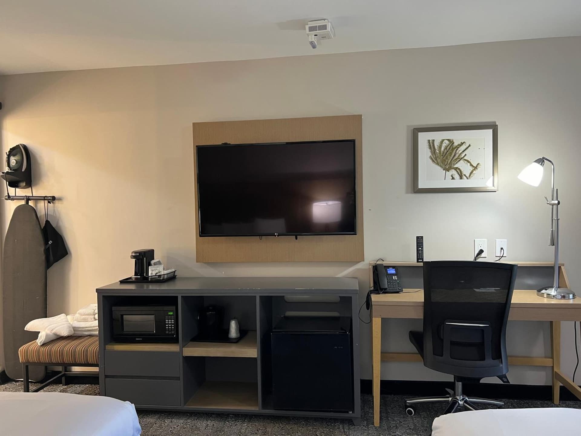 Country Inn & Suites by Radisson, Vallejo Napa Valley, CA gallery photo in Vallejo, CA — image 29