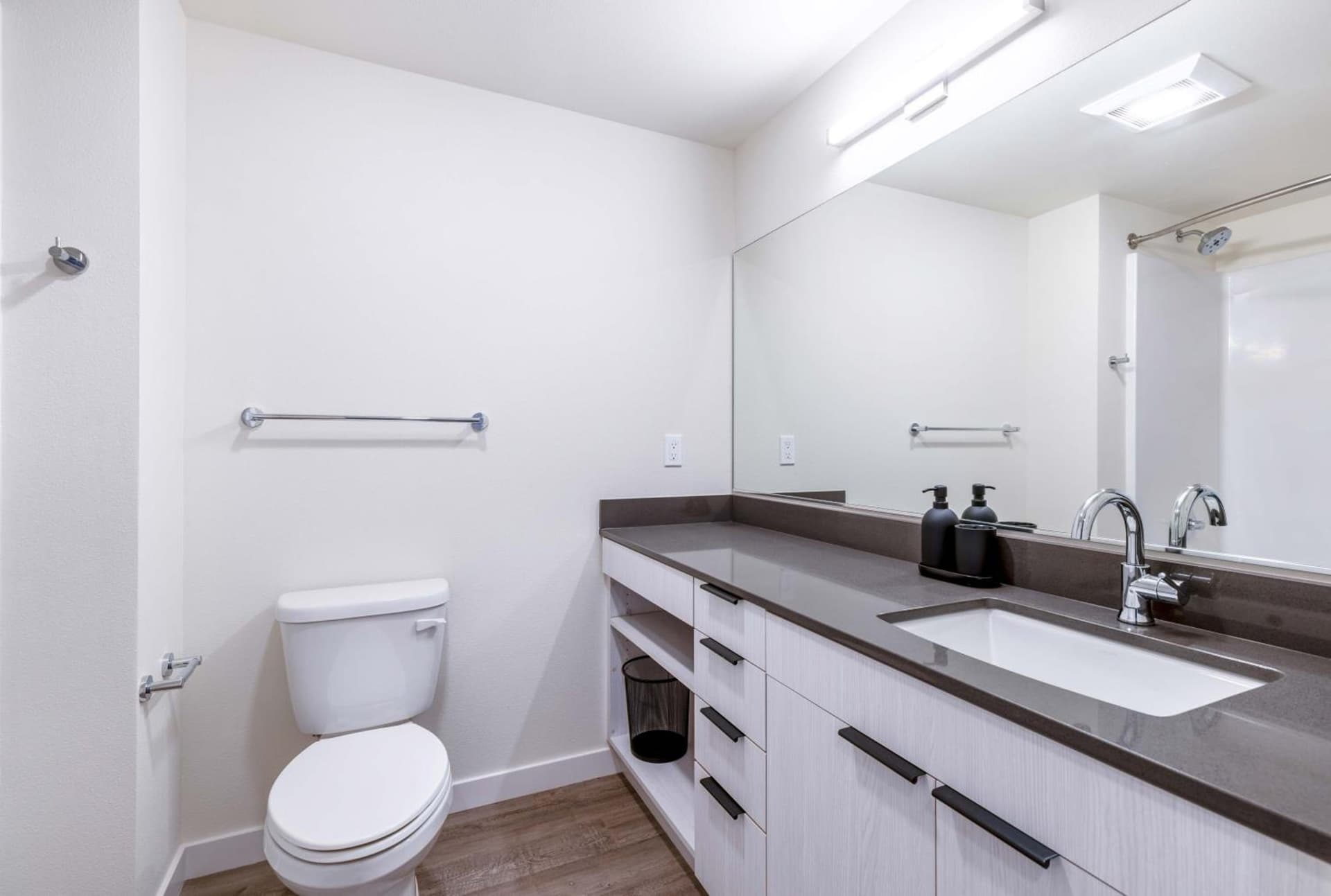 Marina Square Suites gallery photo in Bremerton, WA — image 9
