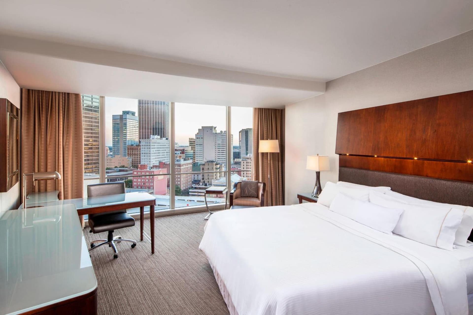 The Westin Peachtree Plaza, Atlanta gallery photo in Atlanta, GA — image 146