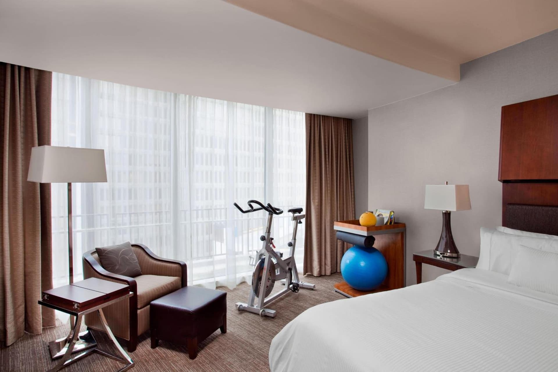 The Westin Peachtree Plaza, Atlanta gallery photo in Atlanta, GA — image 145