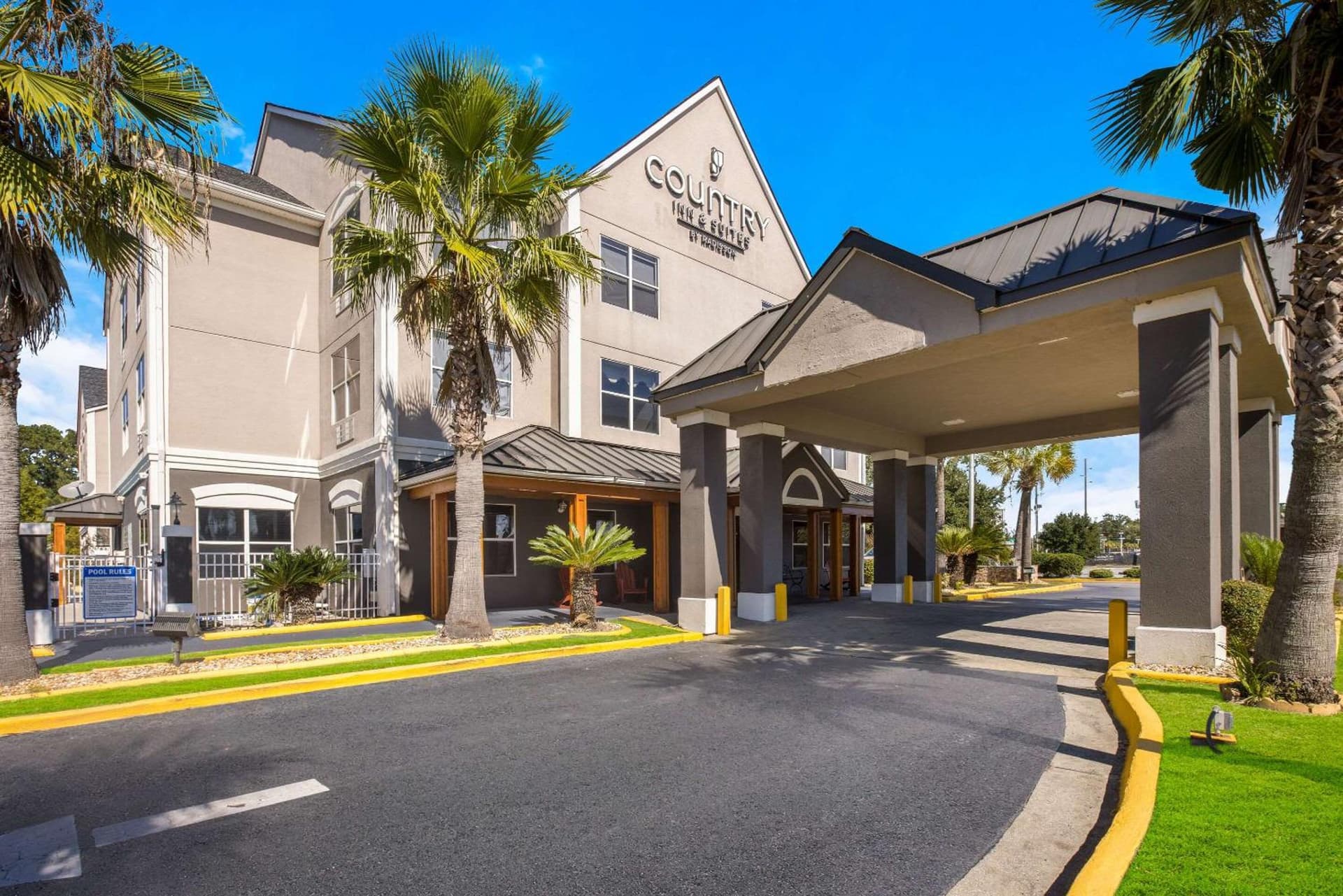 Country Inn & Suites by Radisson, Hinesville, GA interior in Hinesville, GA — gallery photo 2