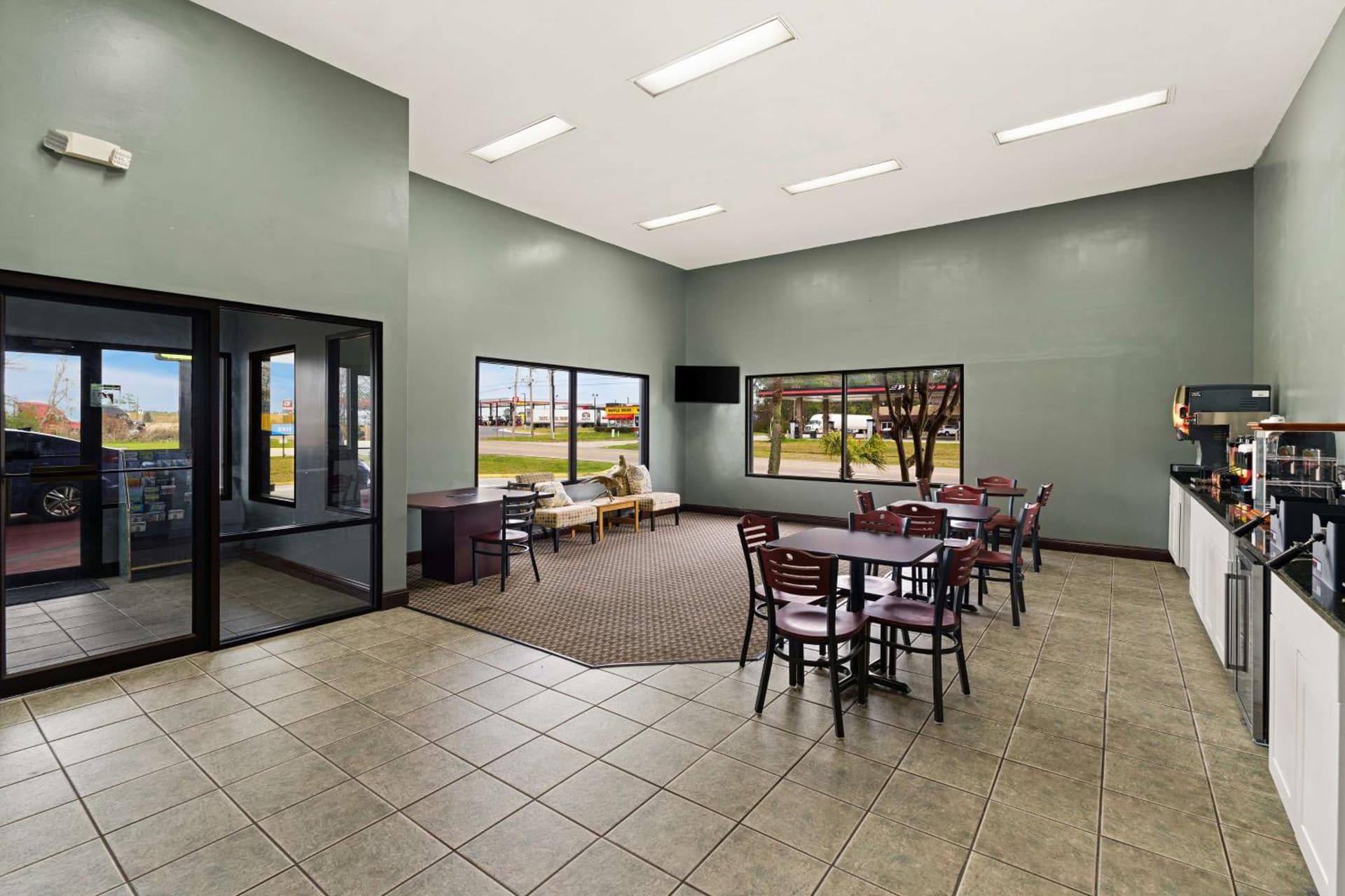 SureStay by Best Western Gulfport gallery photo in Gulfport, MS — image 25