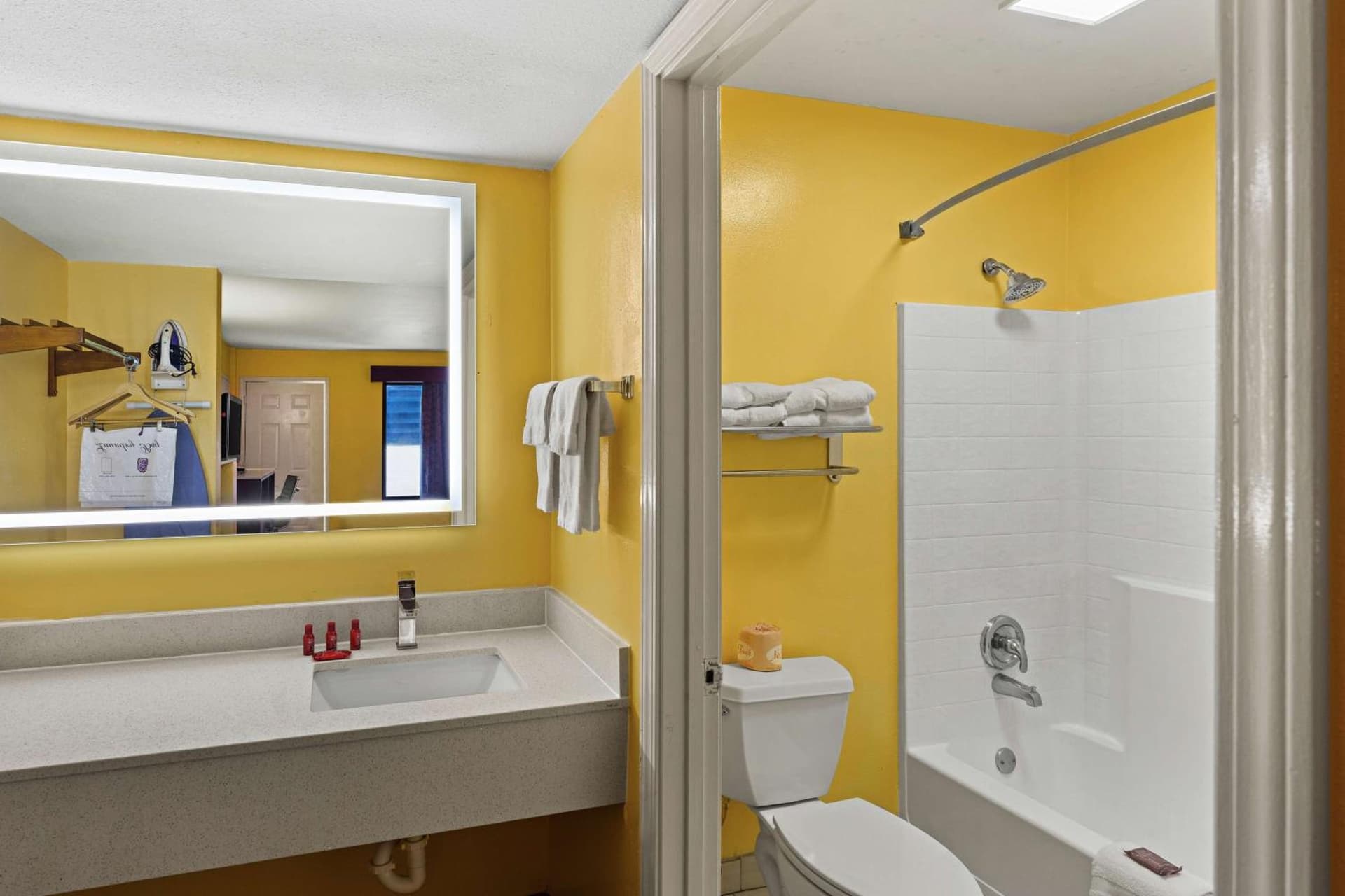 SureStay by Best Western Gulfport gallery photo in Gulfport, MS — image 29