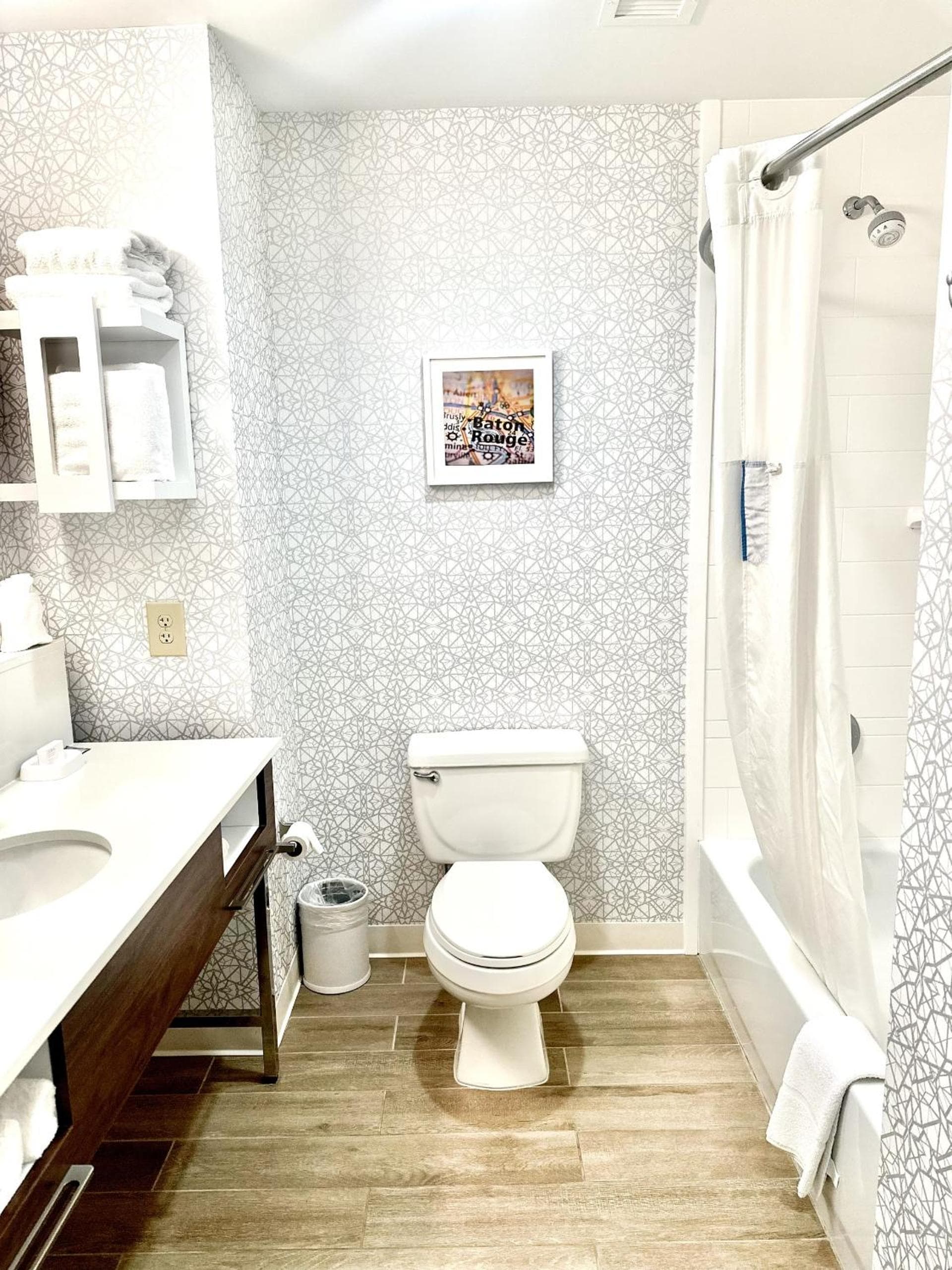 Hampton Inn Baton Rouge - Denham Springs interior in Denham Springs, LA — gallery photo 2
