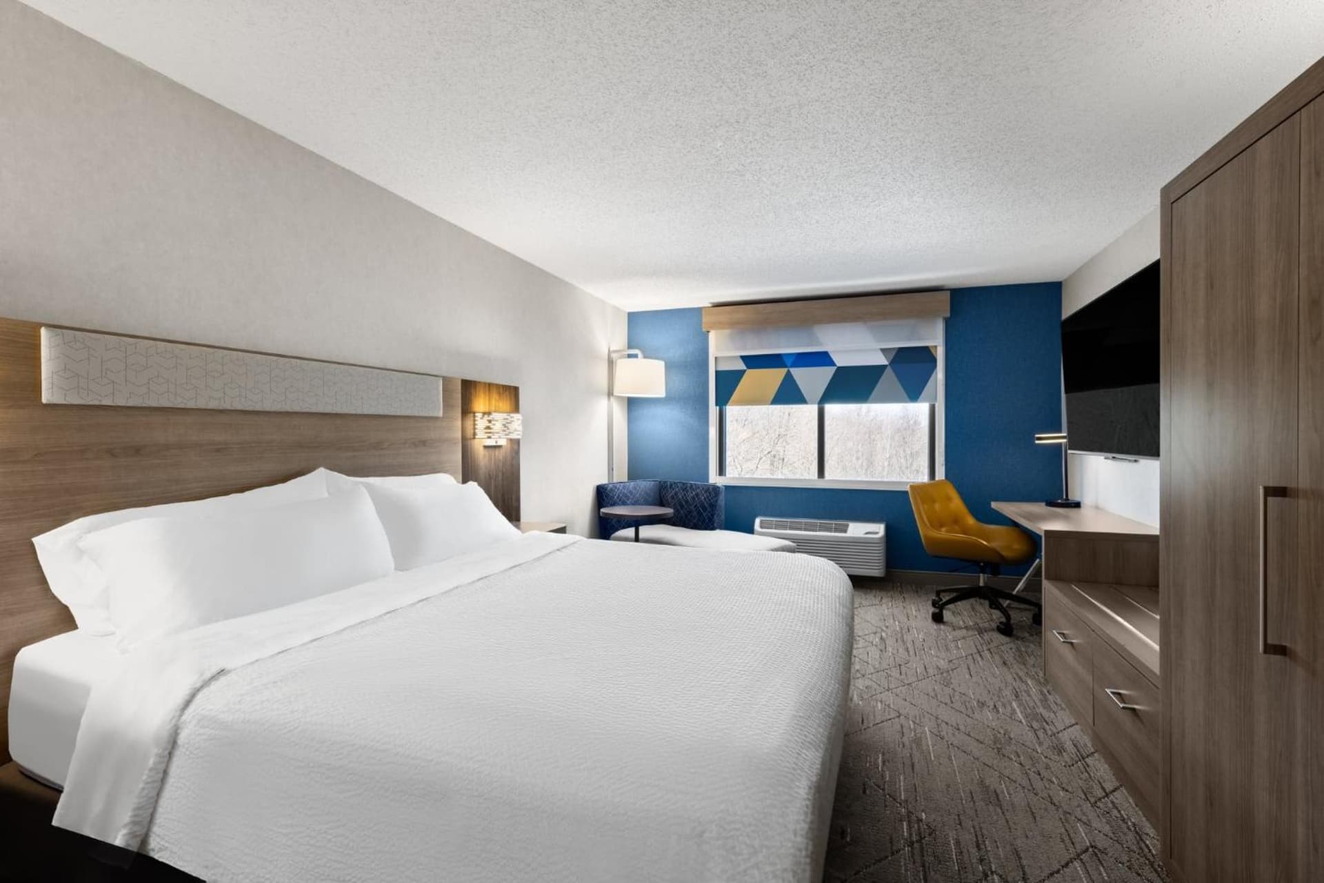 Holiday Inn Express Grove City - Premium Outlet Mall by IHG gallery photo in Grove City, PA — image 8