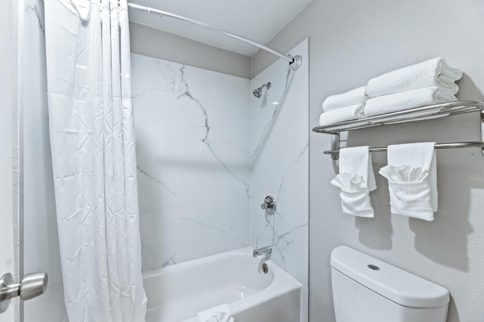 Days Inn by Wyndham McKinney gallery photo in McKinney, TX — image 21