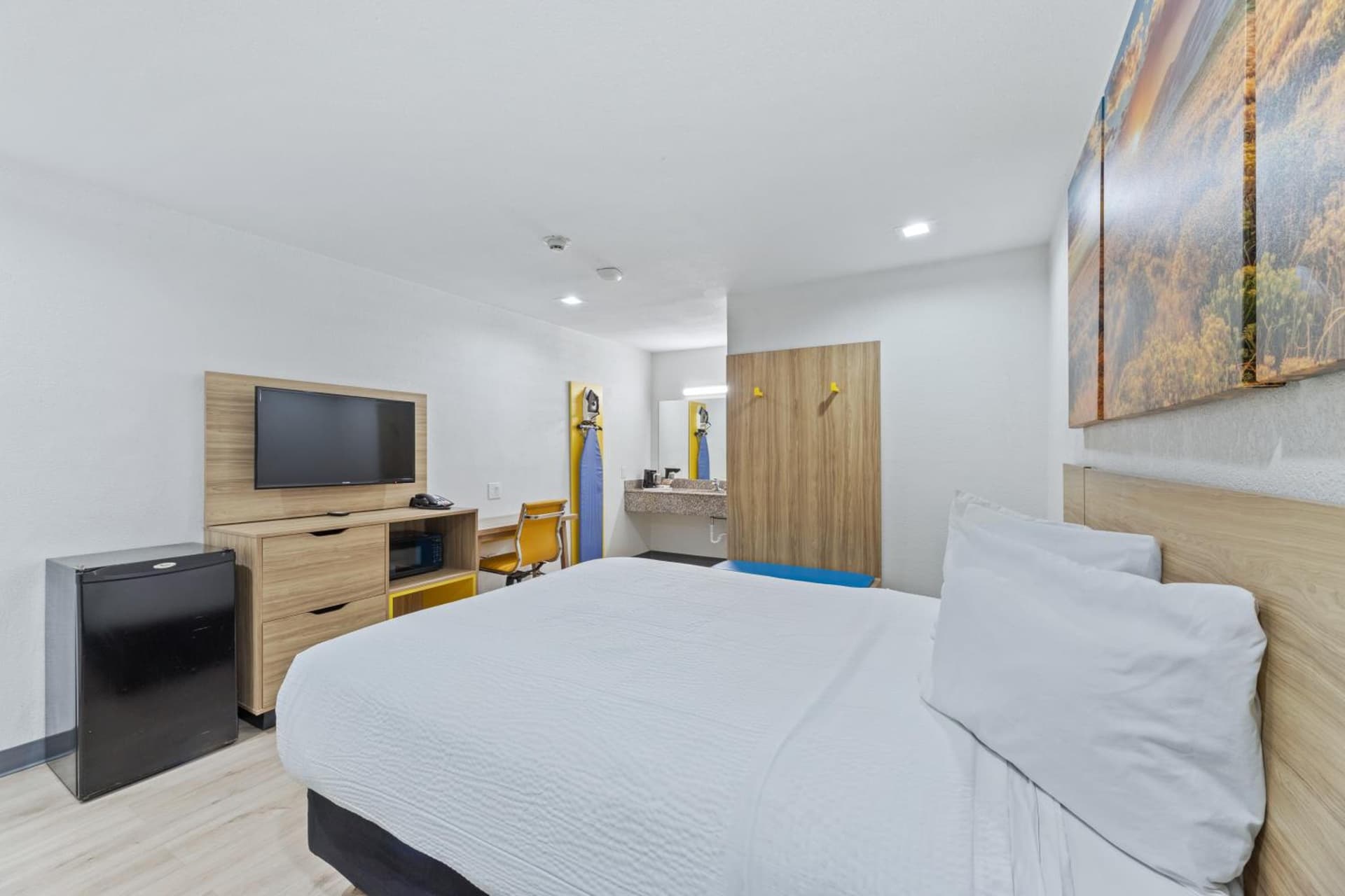 Days Inn by Wyndham McKinney gallery photo in McKinney, TX — image 27