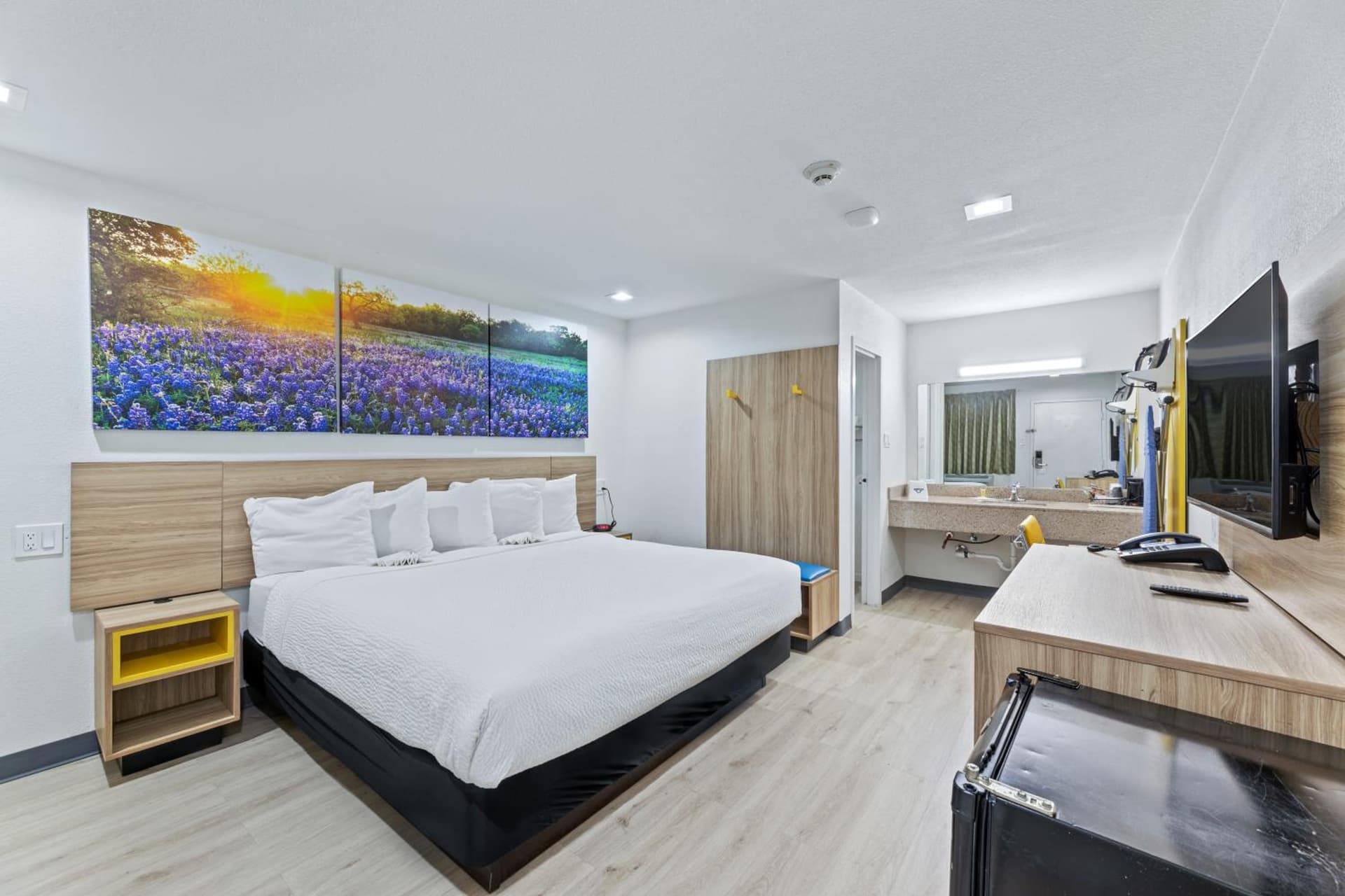 Days Inn by Wyndham McKinney gallery photo in McKinney, TX — image 4