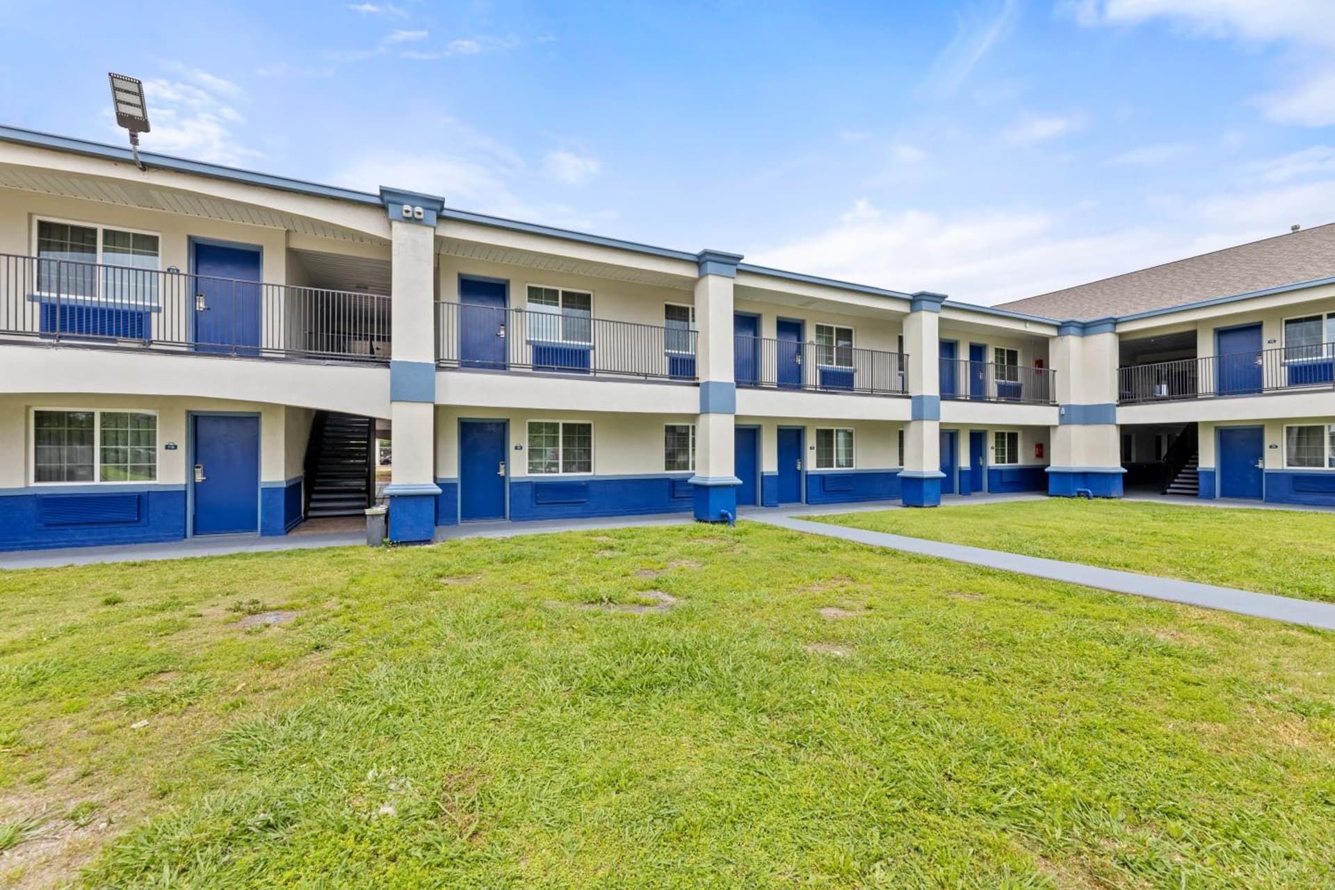 Days Inn by Wyndham McKinney gallery photo in McKinney, TX — image 43