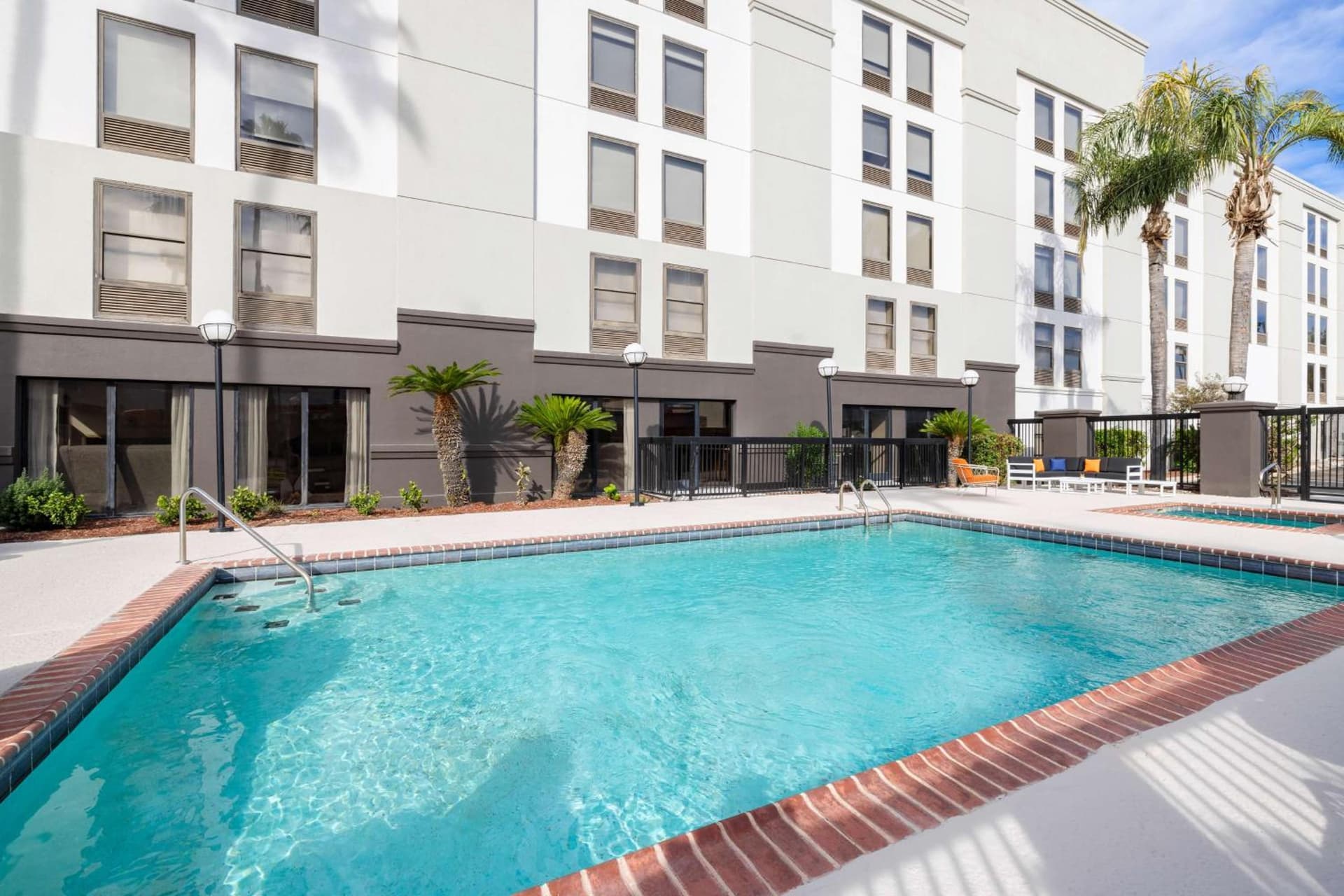 Hampton Inn Laredo property views in Laredo, TX — gallery photo 3