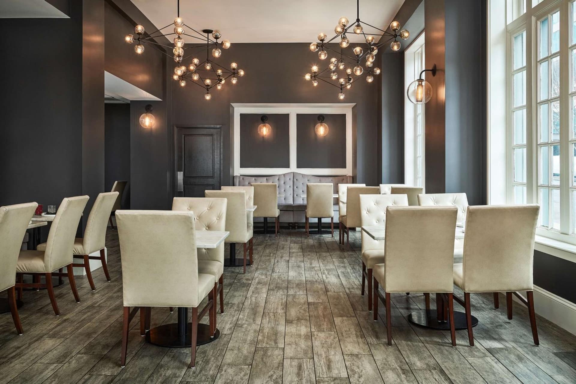 Redmont Hotel Birmingham - Curio Collection by Hilton gallery photo in Birmingham, AL — image 23