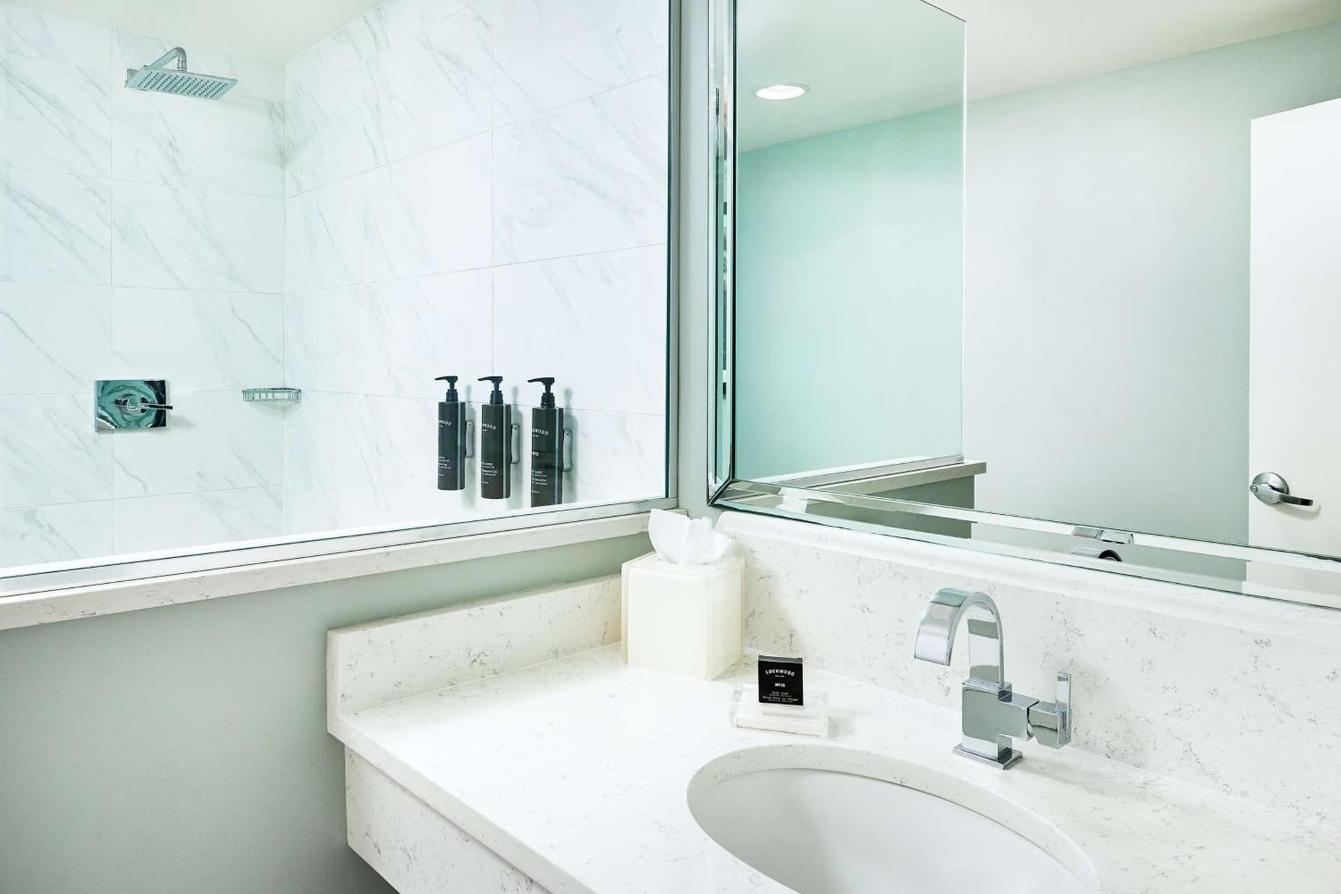 Redmont Hotel Birmingham - Curio Collection by Hilton gallery photo in Birmingham, AL — image 6