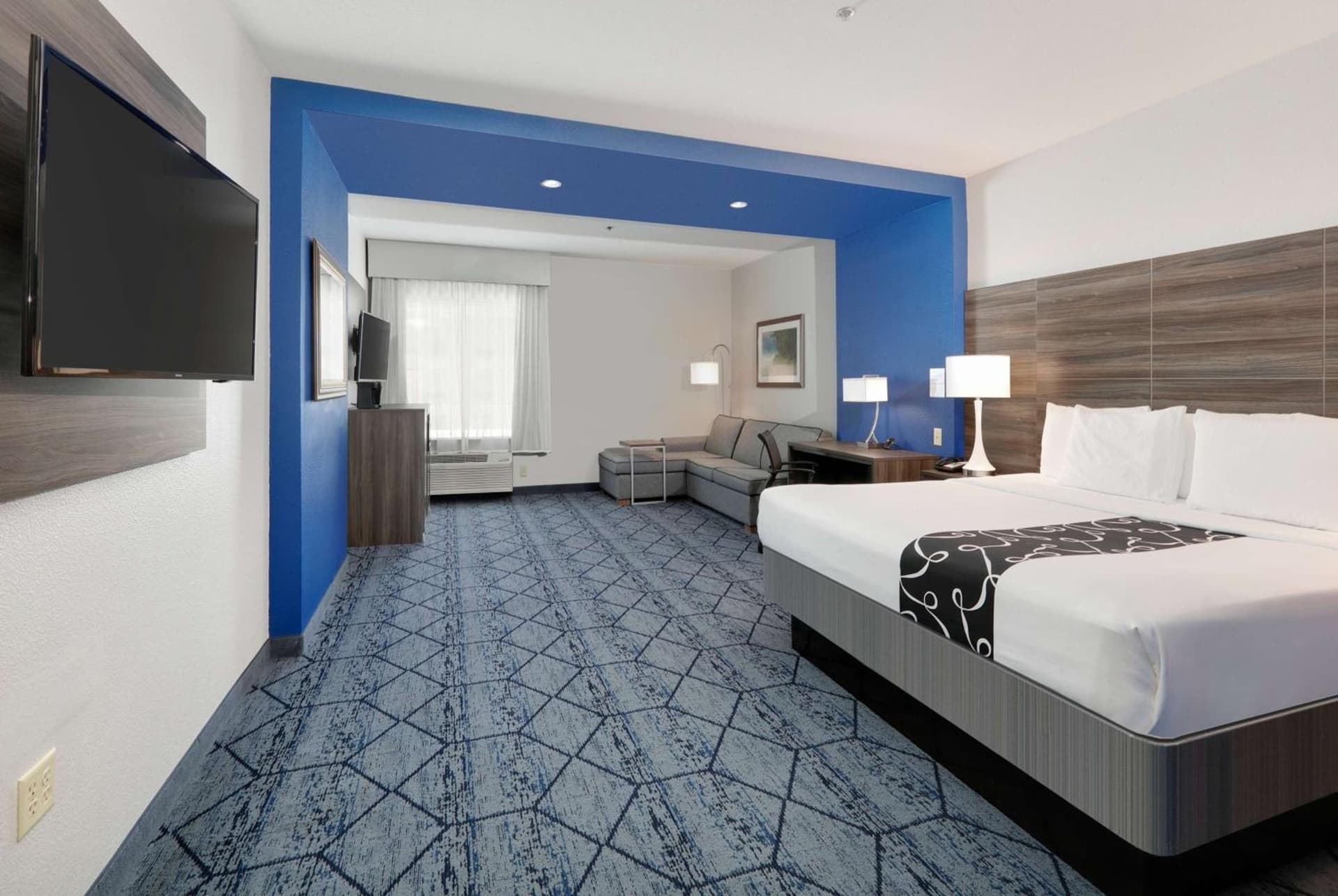 La Quinta by Wyndham Denton - University Drive gallery photo in Denton, TX — image 28