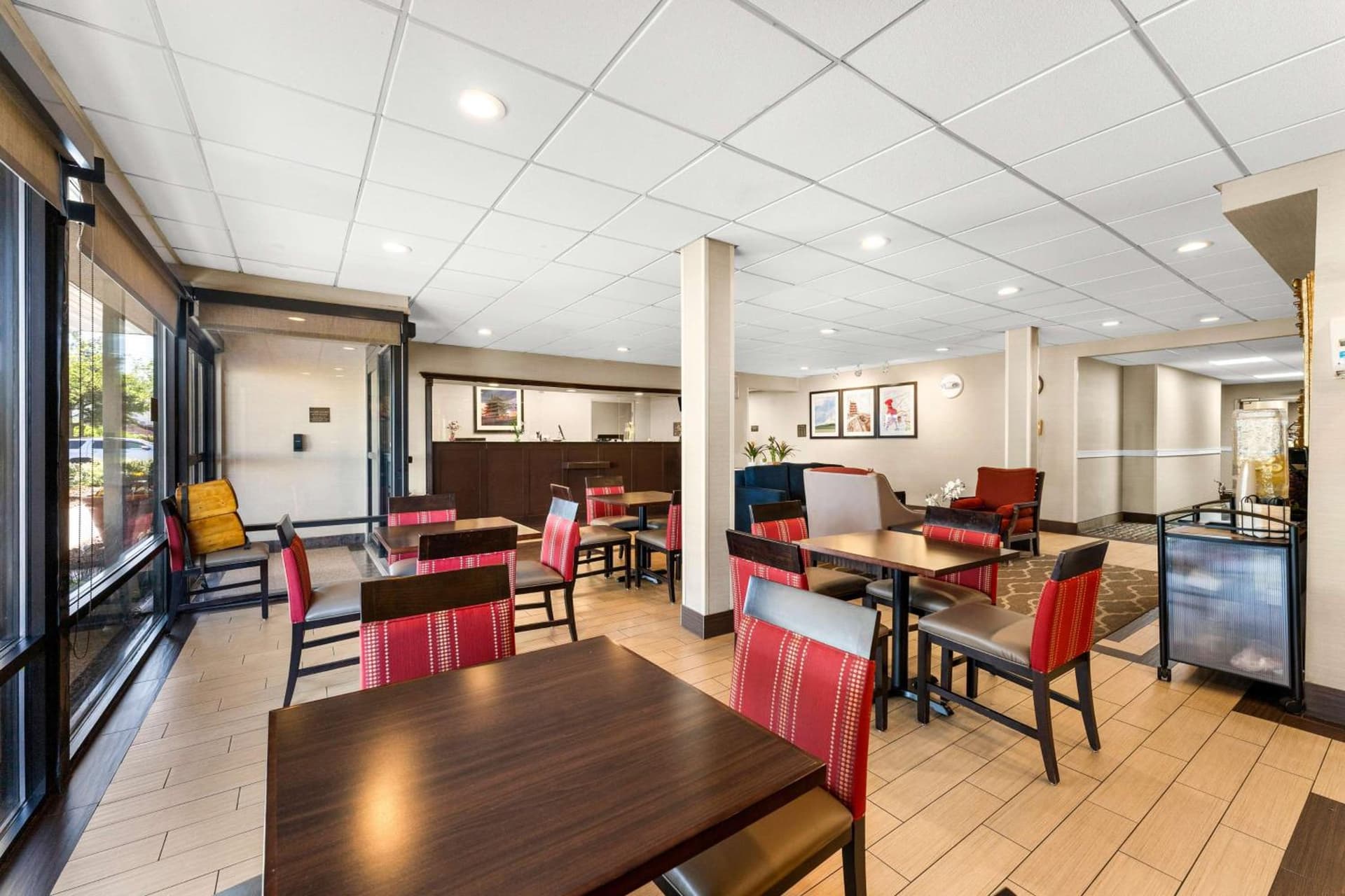 SureStay Plus by Best Western Reading North gallery photo in Reading, PA — image 4