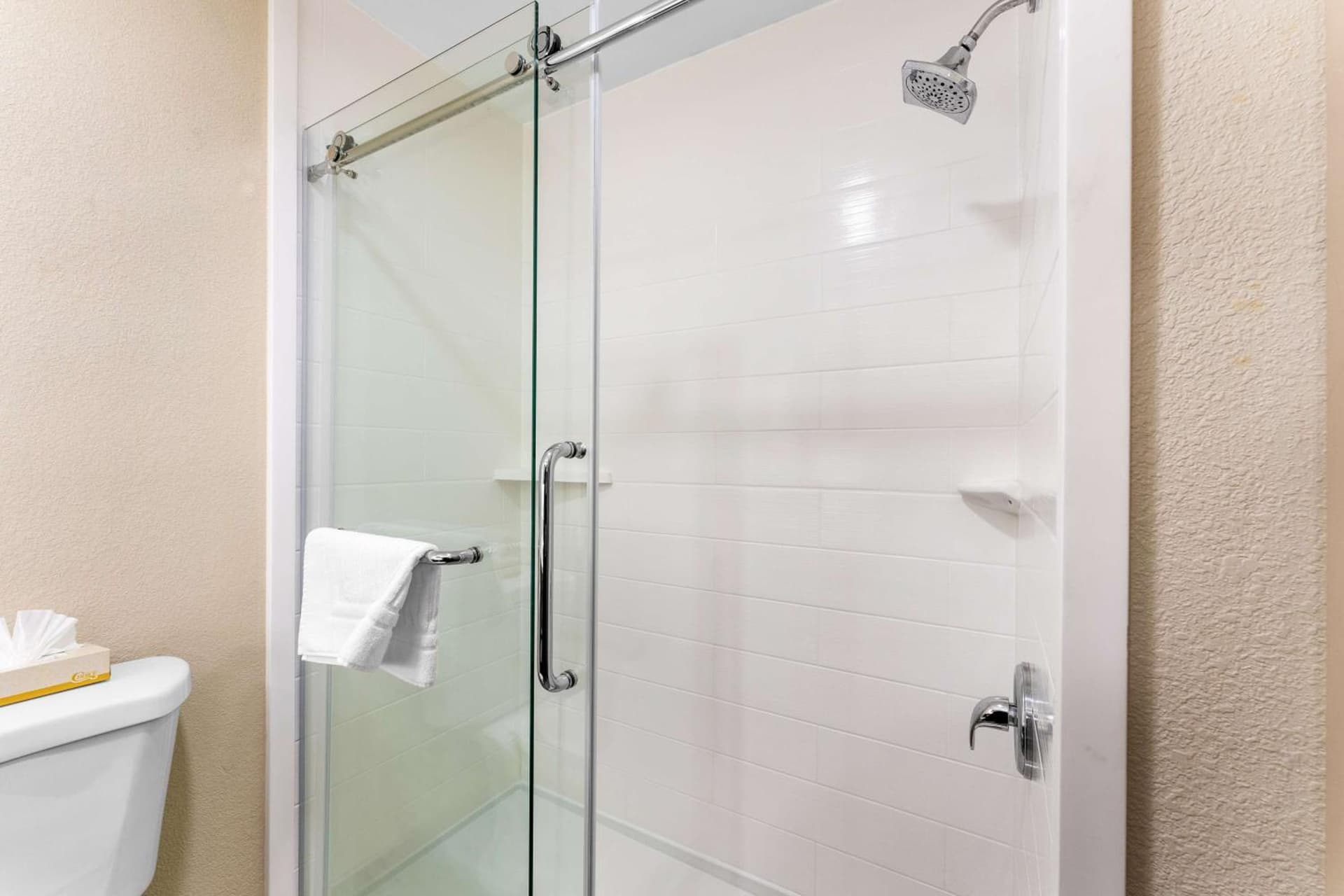 SureStay Plus by Best Western Reading North gallery photo in Reading, PA — image 26