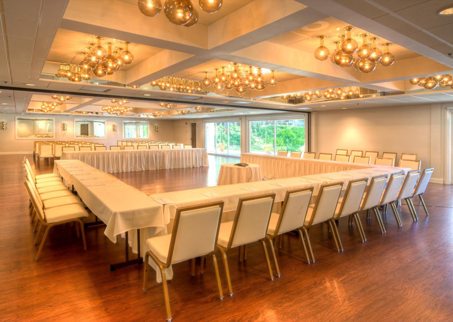 Ashland Hills Hotel & Suites gallery photo in Ashland, OR — image 5