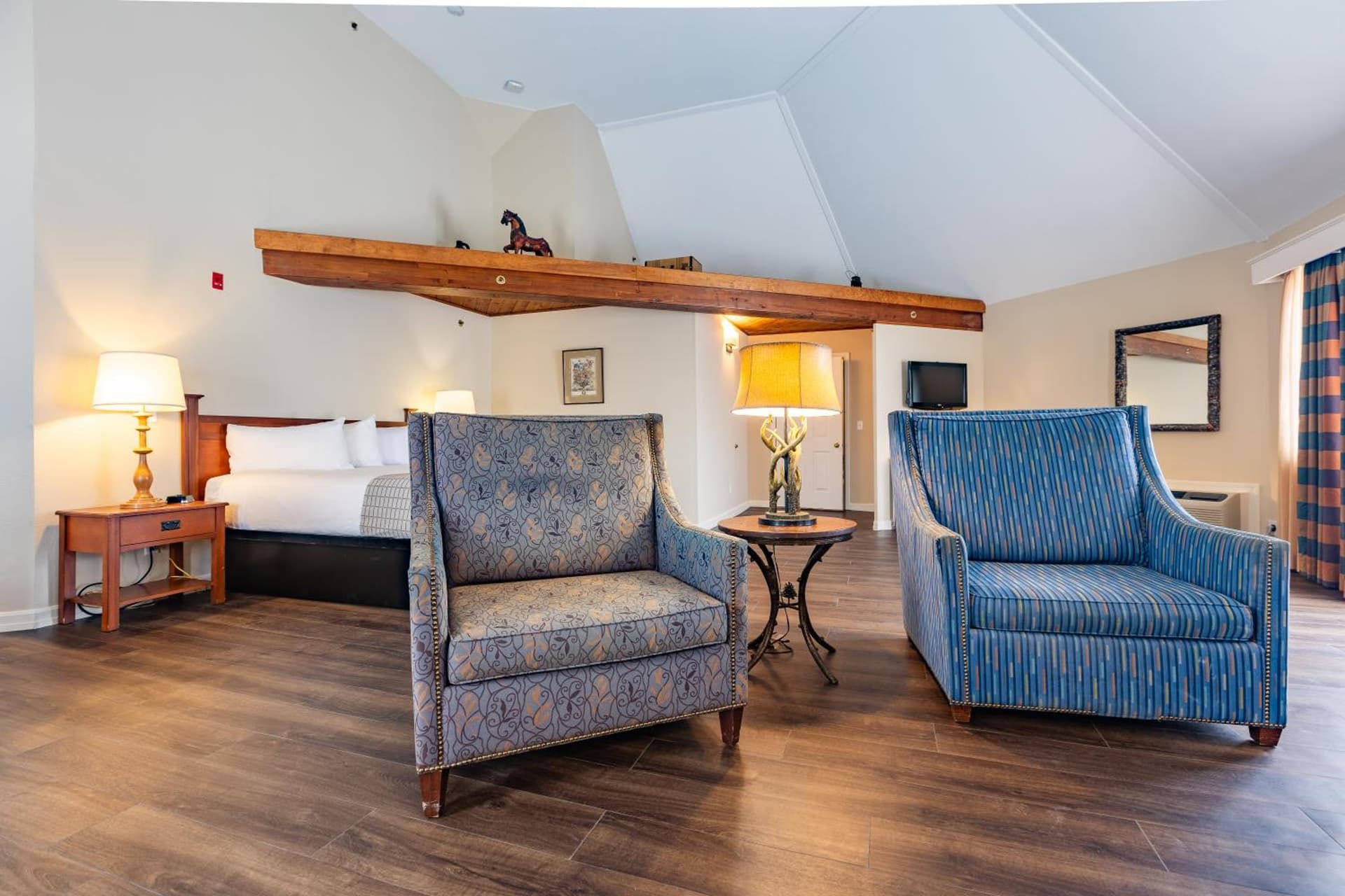 Wolfeboro Inn gallery photo in Wolfeboro — image 31