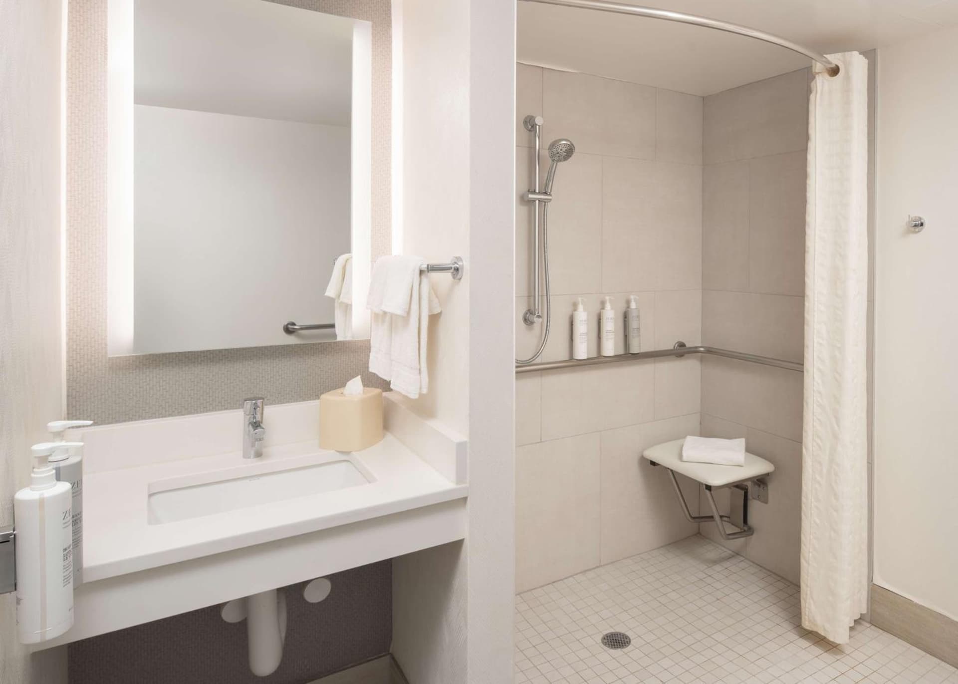 Hilton Garden Inn Philadelphia Center City gallery photo in Philadelphia, PA — image 18