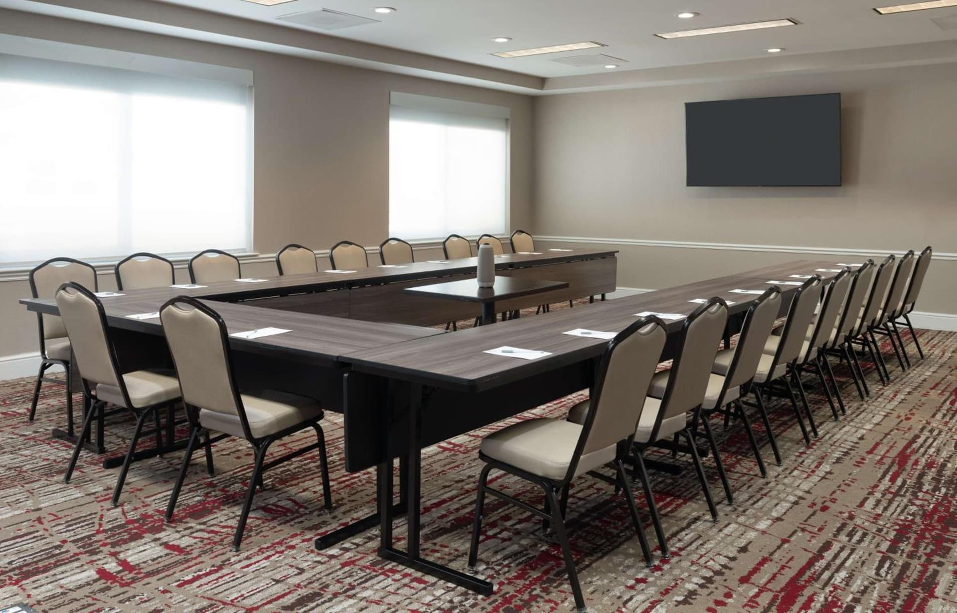 Hilton Garden Inn Philadelphia Center City interior in Philadelphia, PA — gallery photo 2