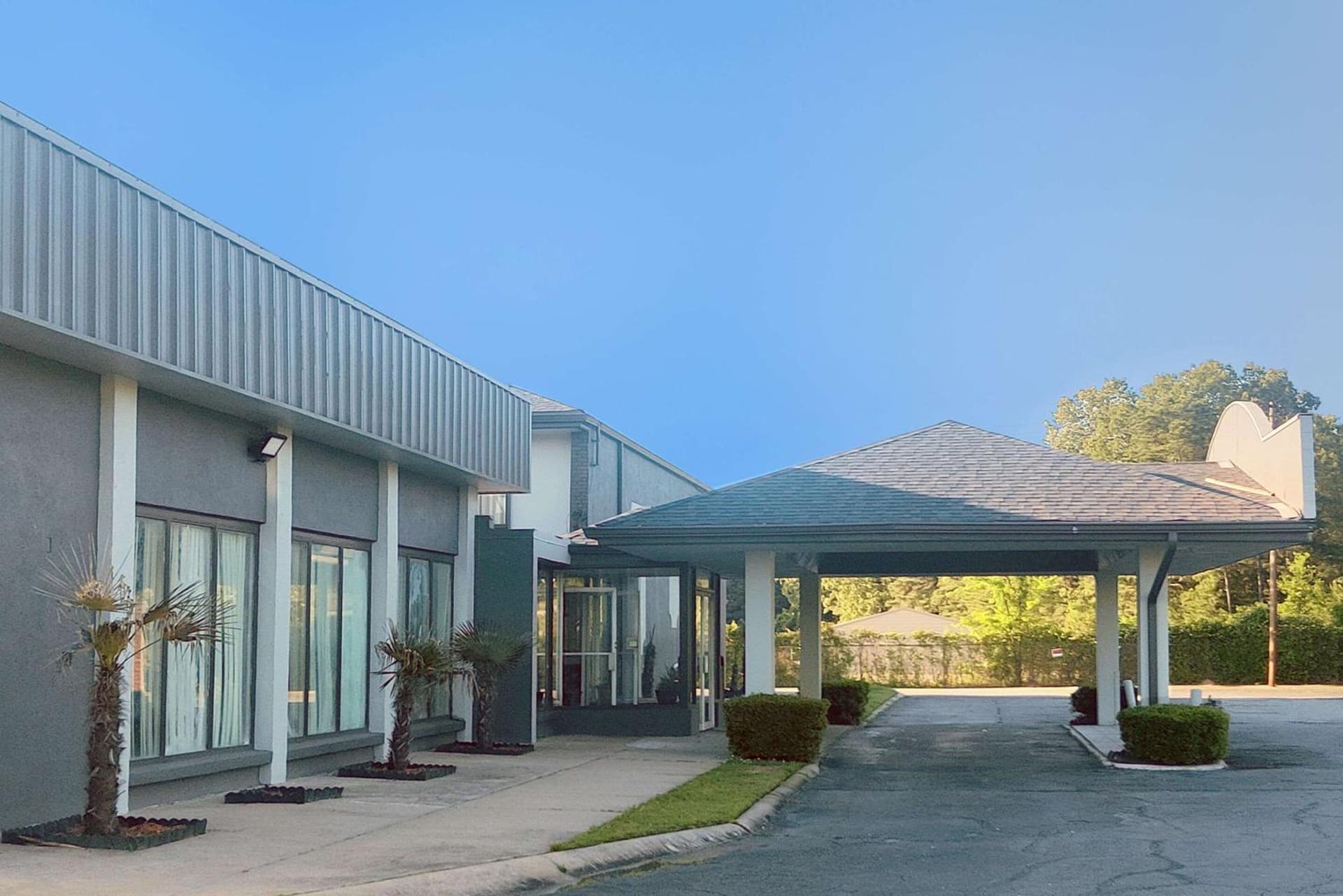 Quality Inn Little Rock on I-30 Near Littlerock airport — hotel in Little Rock, Arkansas