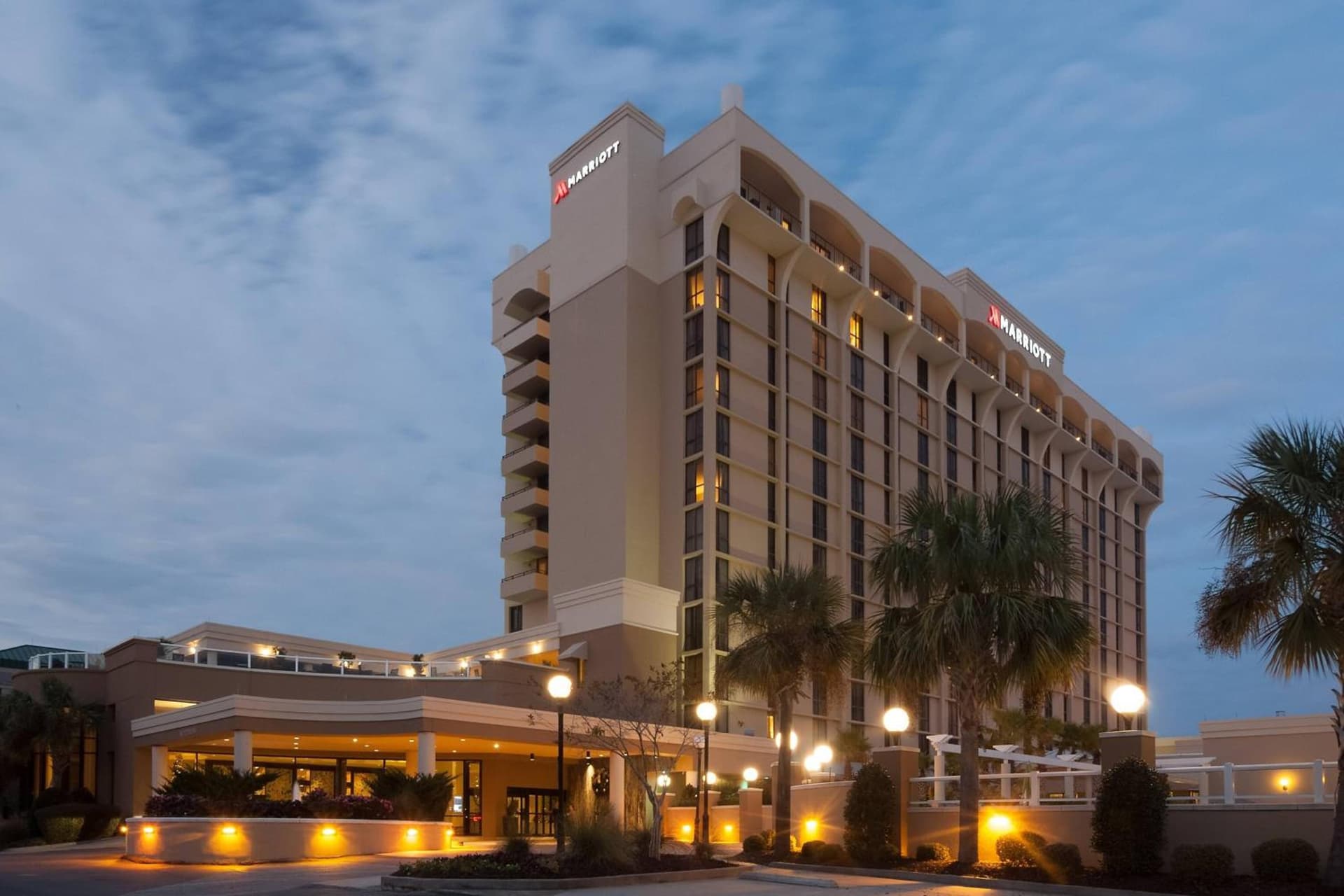 Charleston Marriott featured exterior or lobby in Charleston, SC — similar hotel