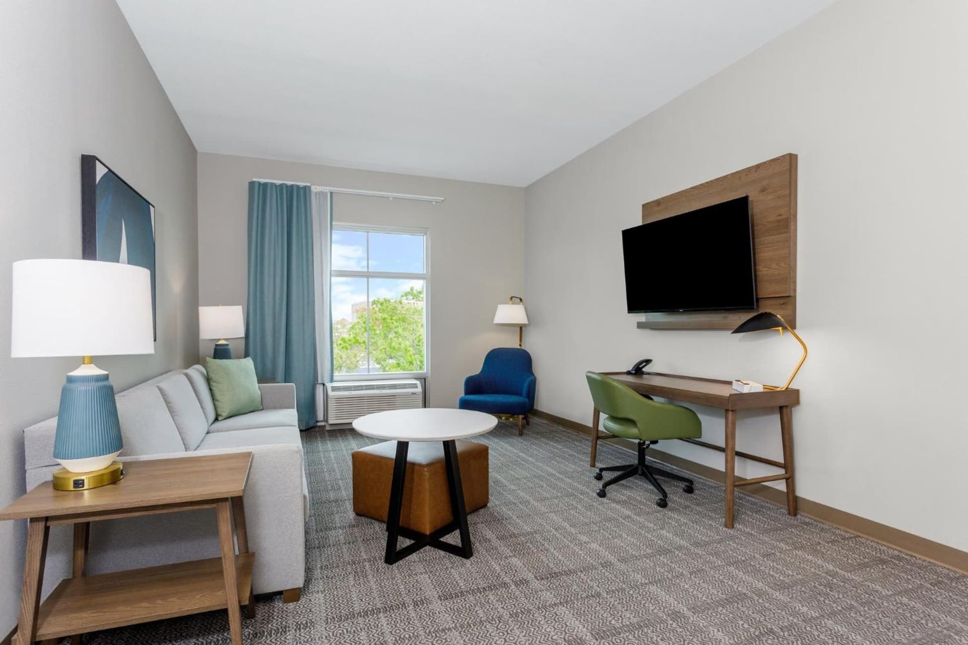 Staybridge Suites Winter Haven - Auburndale gallery photo in Winter Haven, FL — image 47