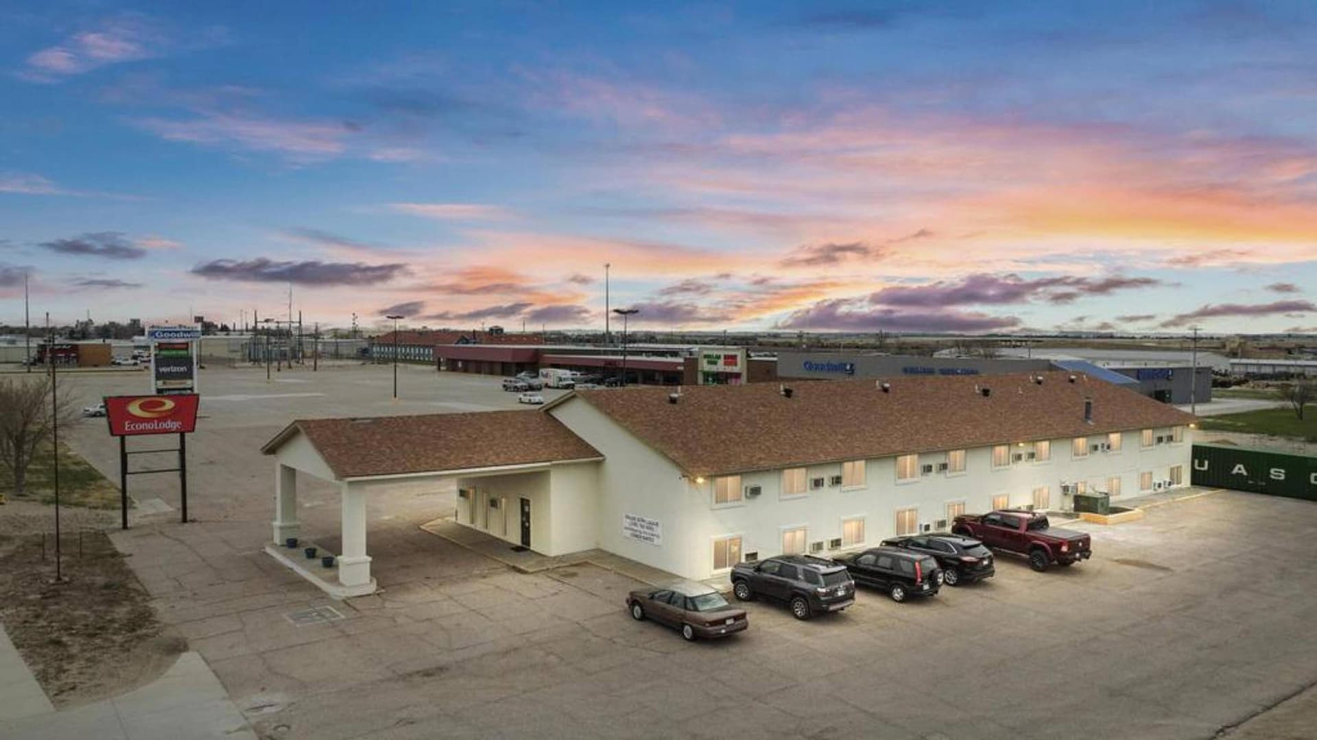 Value Stay Lodge featured exterior or lobby in Alliance, NE — similar hotel