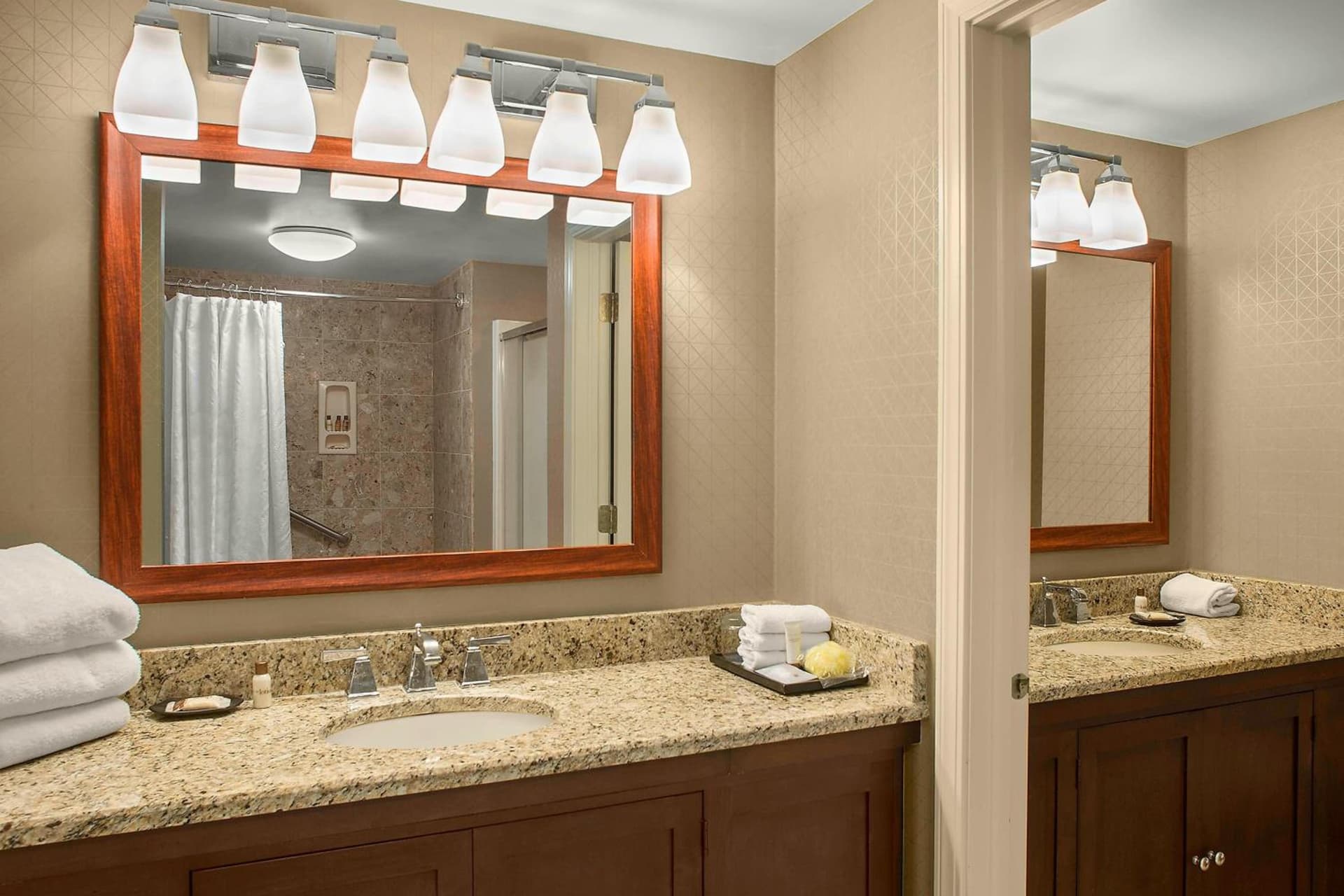 Sheraton Suites Akron Cuyahoga Falls gallery photo in Cuyahoga Falls, OH — image 27