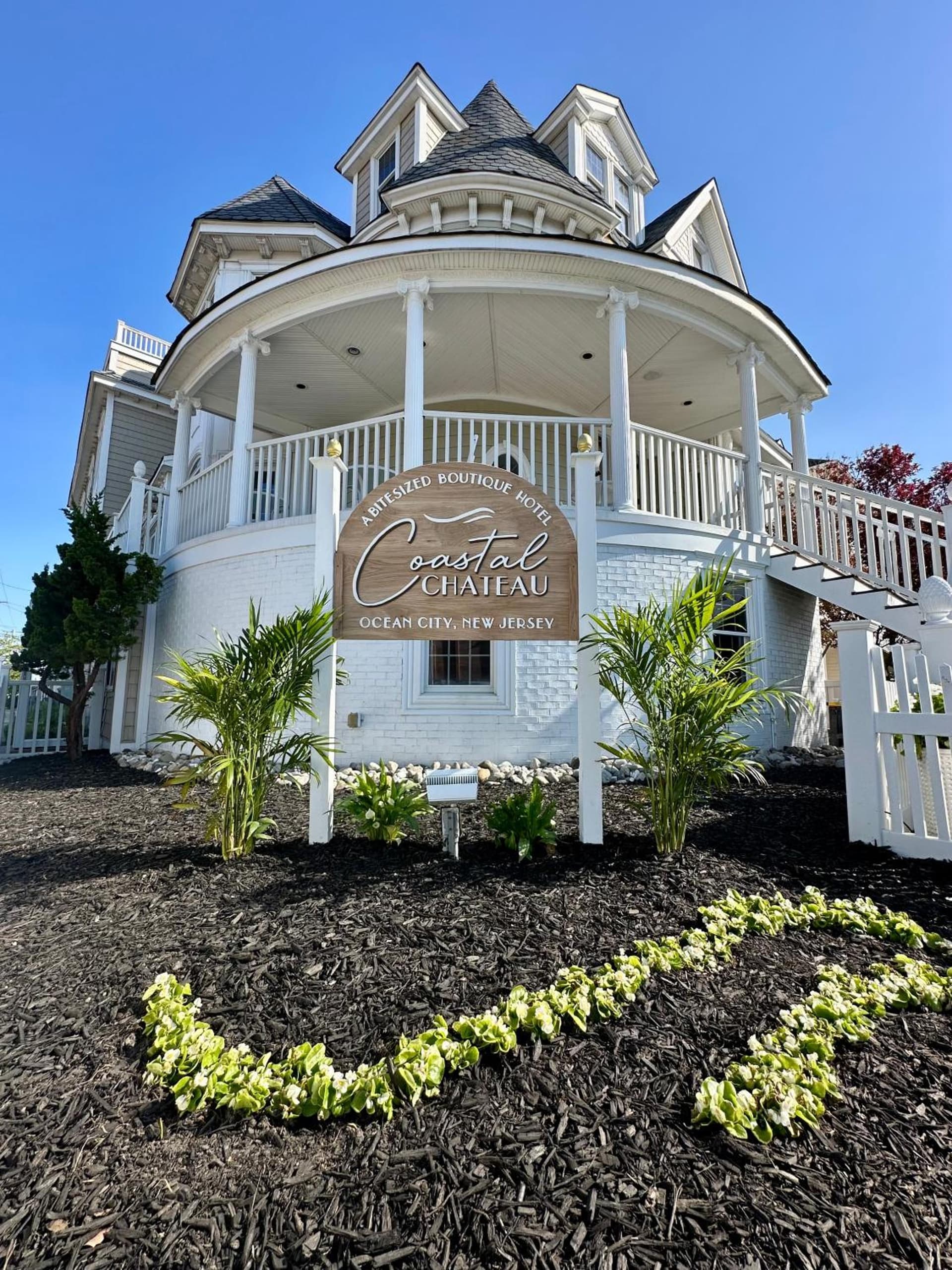 Coastal Chateau interior in Ocean City, NJ — gallery photo 2