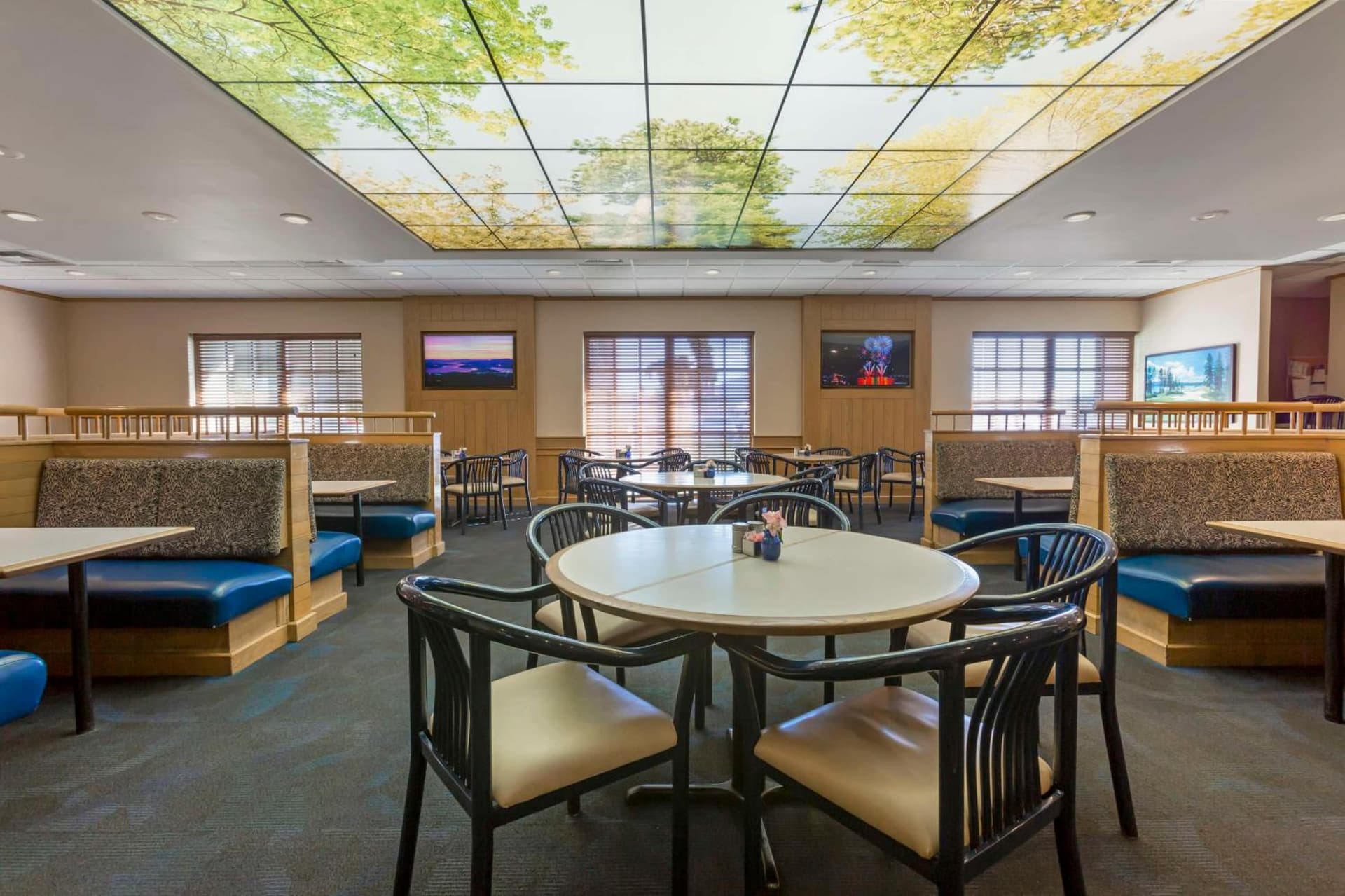 Best Western Plus Coeur d'Alene Inn gallery photo in Coeur d'Alene, ID — image 39