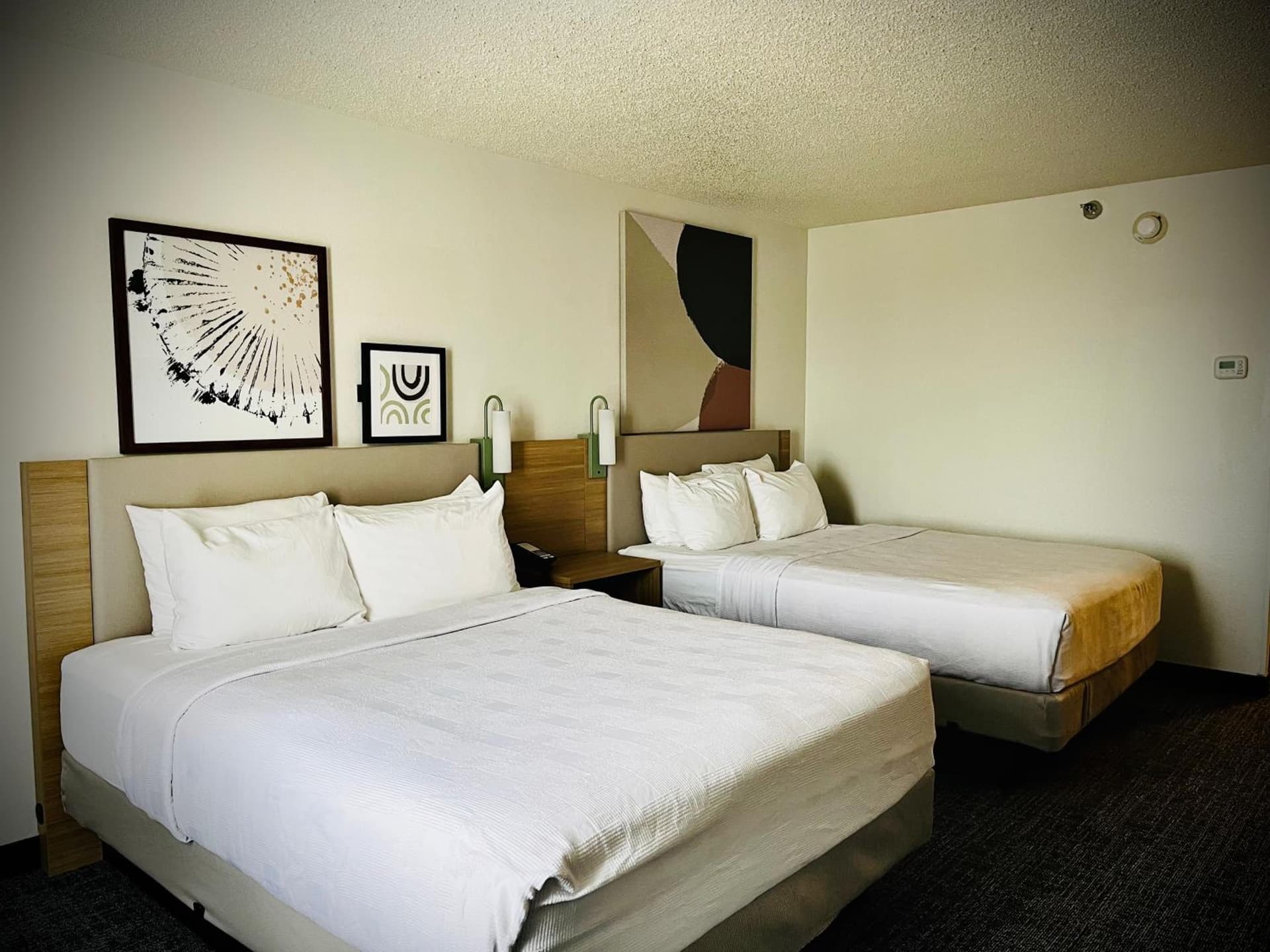 Spark by Hilton Denver Tech Center Greenwood Village interior in Greenwood Village, CO — gallery photo 2