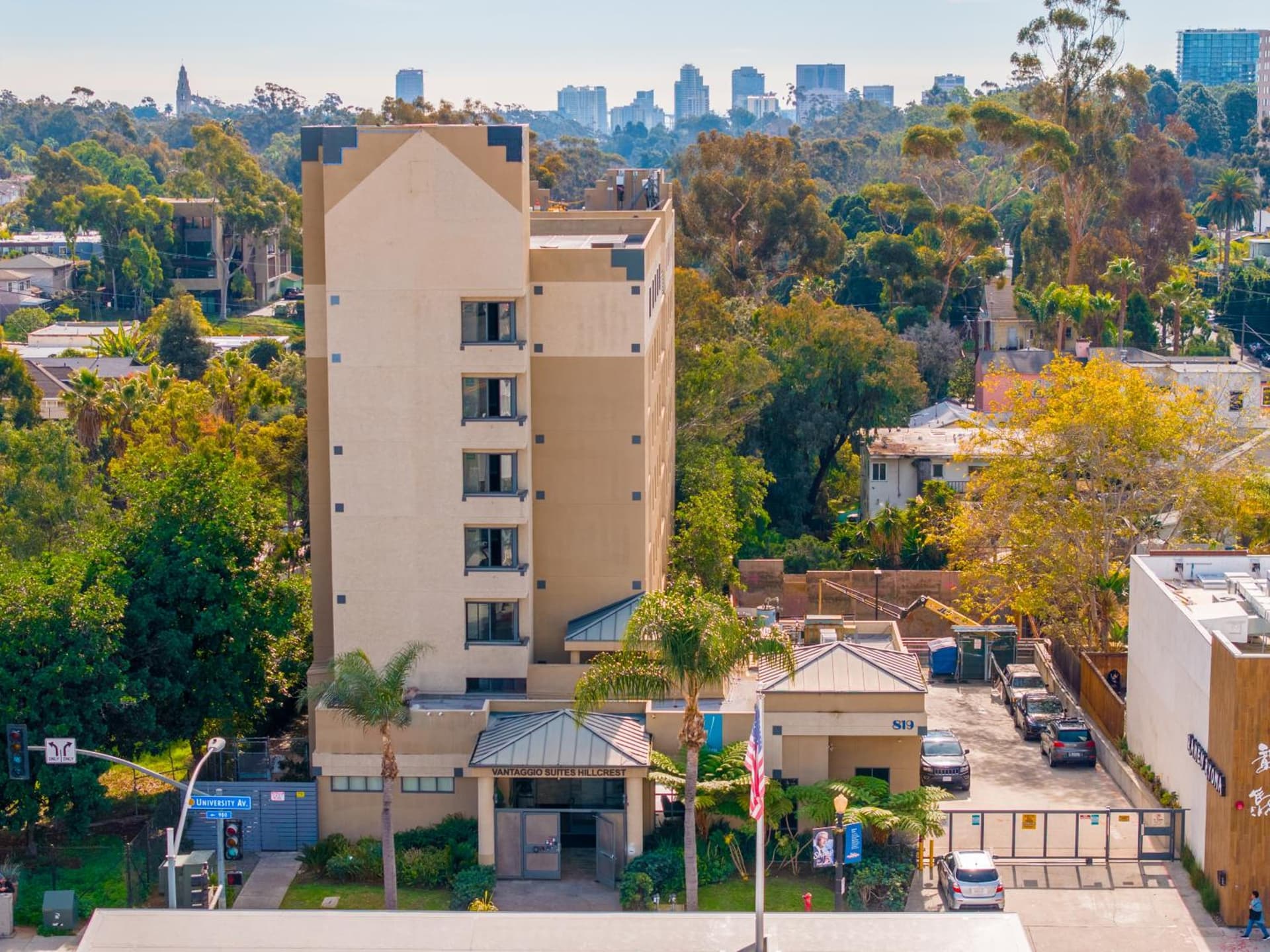 Uptown Inn - Limited Service Apart-Hotel featured exterior or lobby in San Diego, CA — similar hotel