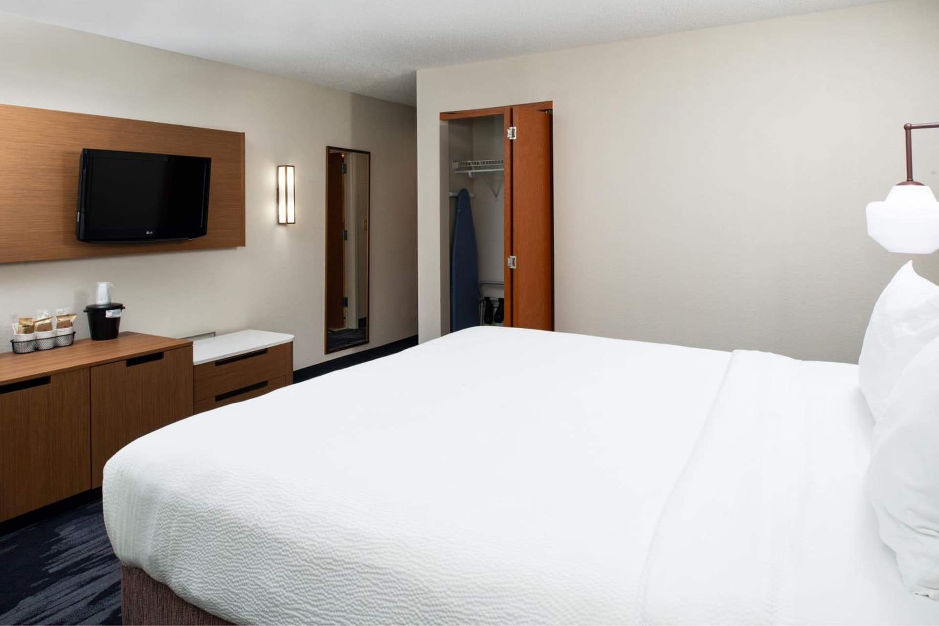 Fairfield Inn & Suites Greensboro Wendover gallery photo in Greensboro, NC — image 18