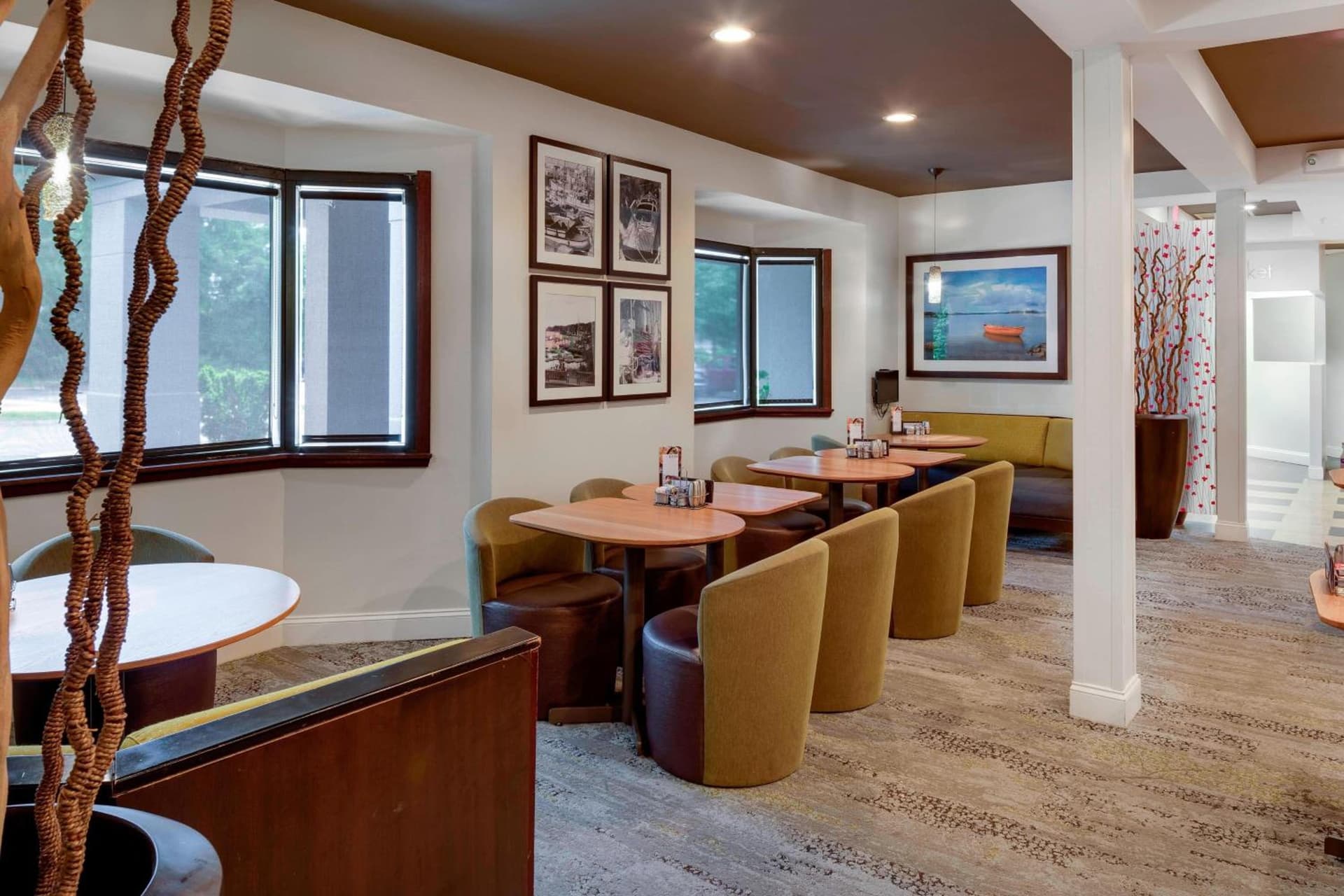 Courtyard by Marriott Portsmouth gallery photo in Portsmouth, NH — image 6