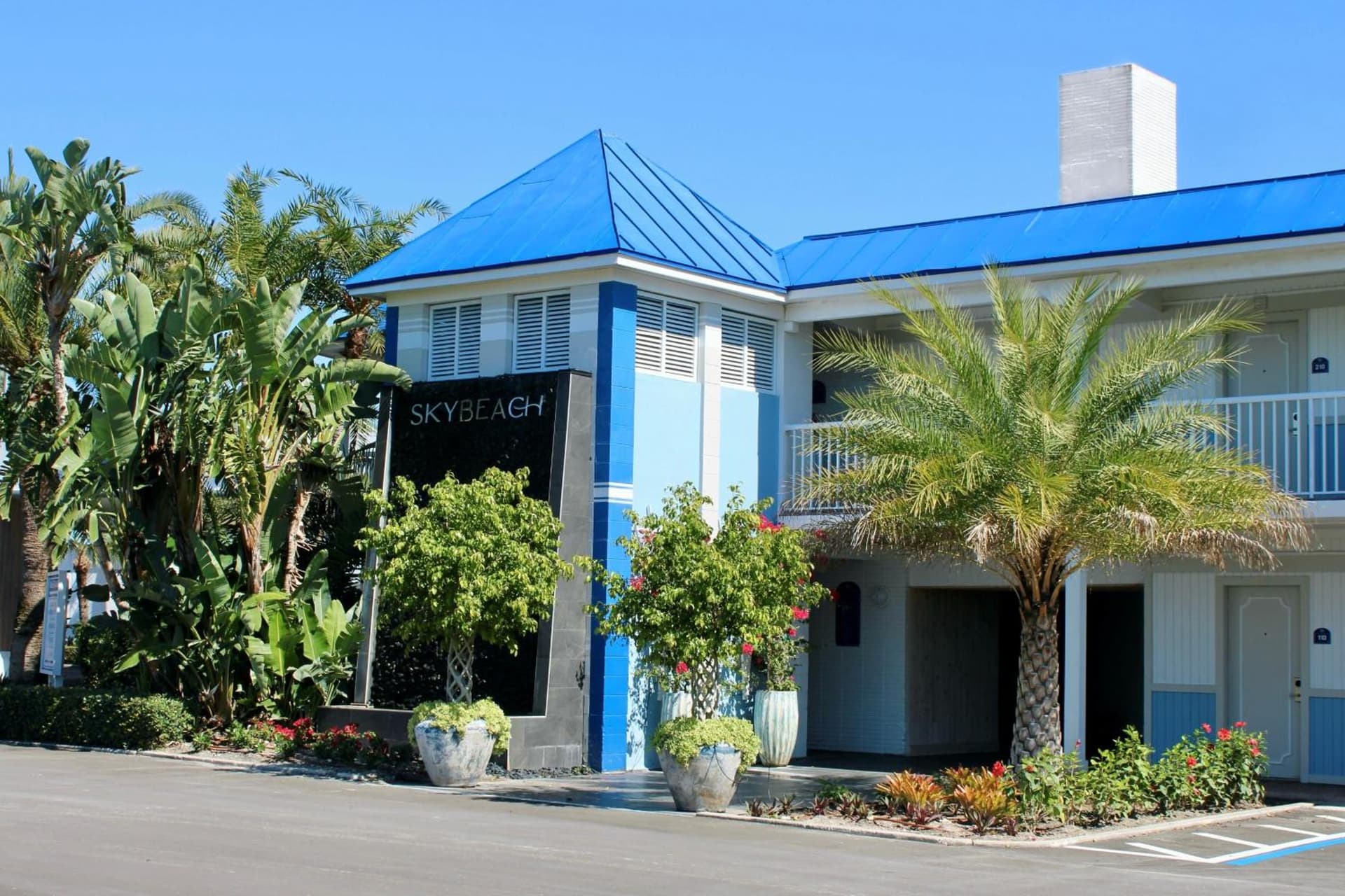 SkyBeach Resort featured exterior or lobby in St Petersburg, FL — similar hotel