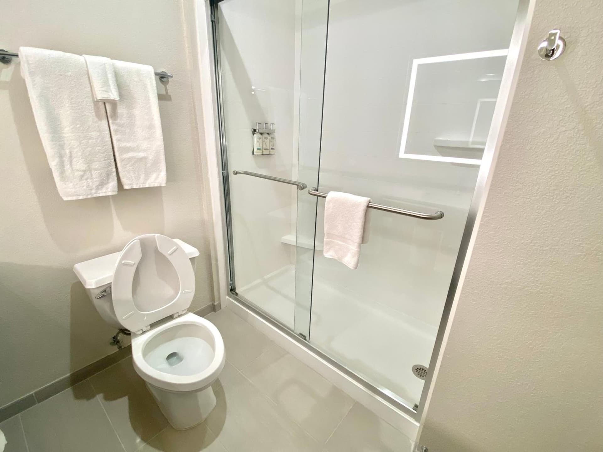 Holiday Inn Express & Suites Elyria by IHG gallery photo in Elyria, OH — image 18