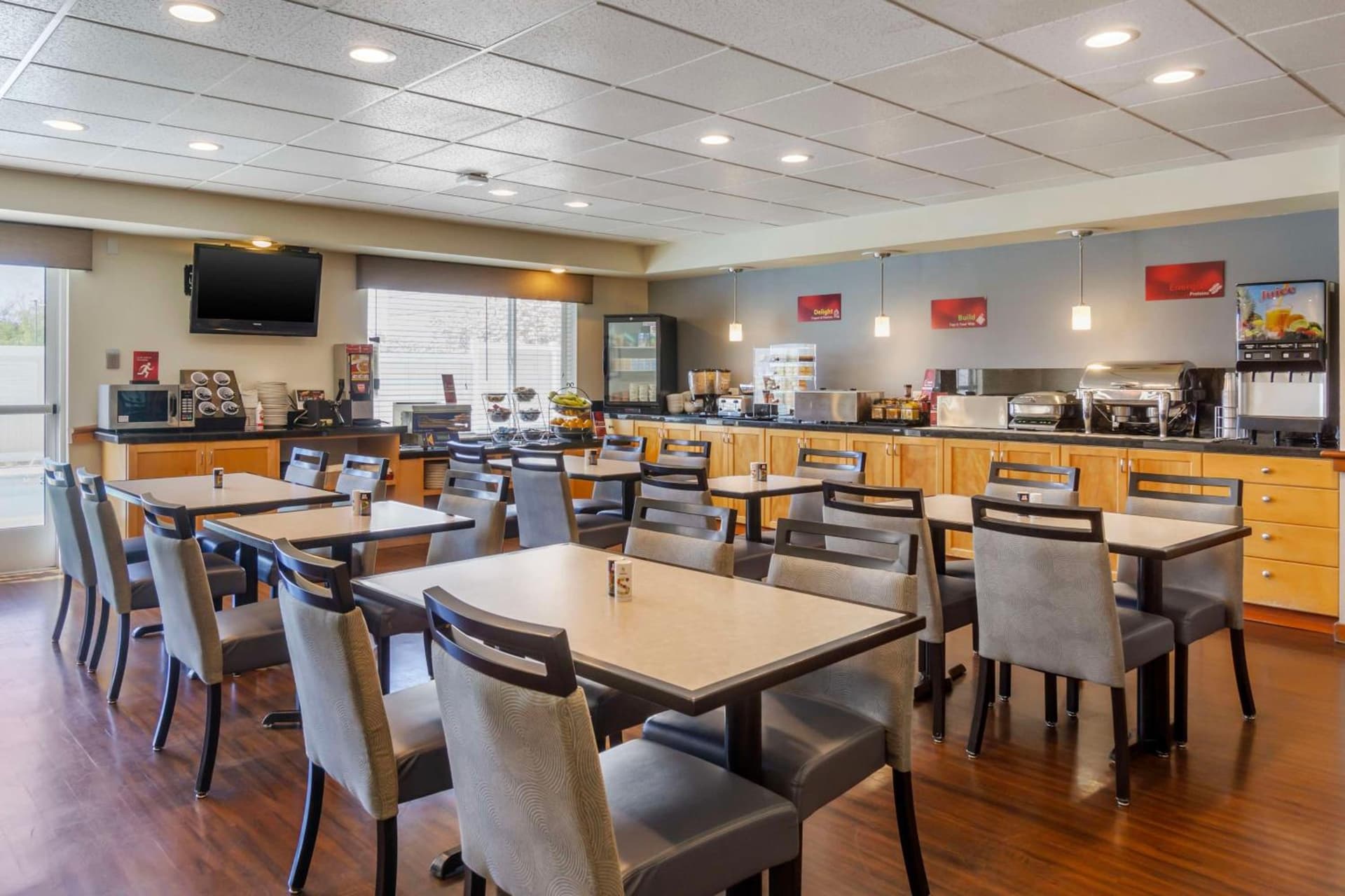 Best Western Plus Edmonds Harbor Inn gallery photo in Edmonds, WA — image 83