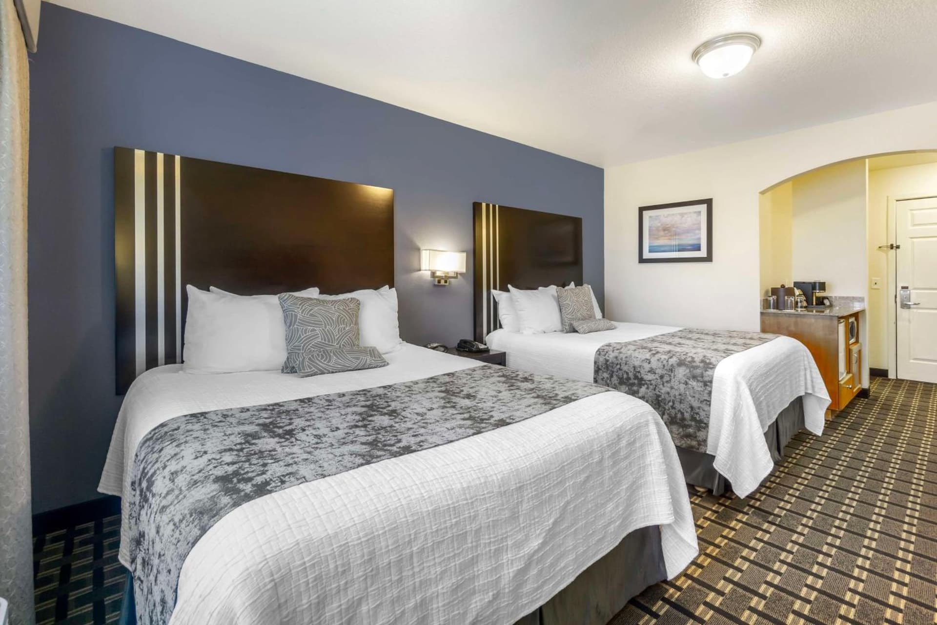 Best Western Plus Edmonds Harbor Inn gallery photo in Edmonds, WA — image 32