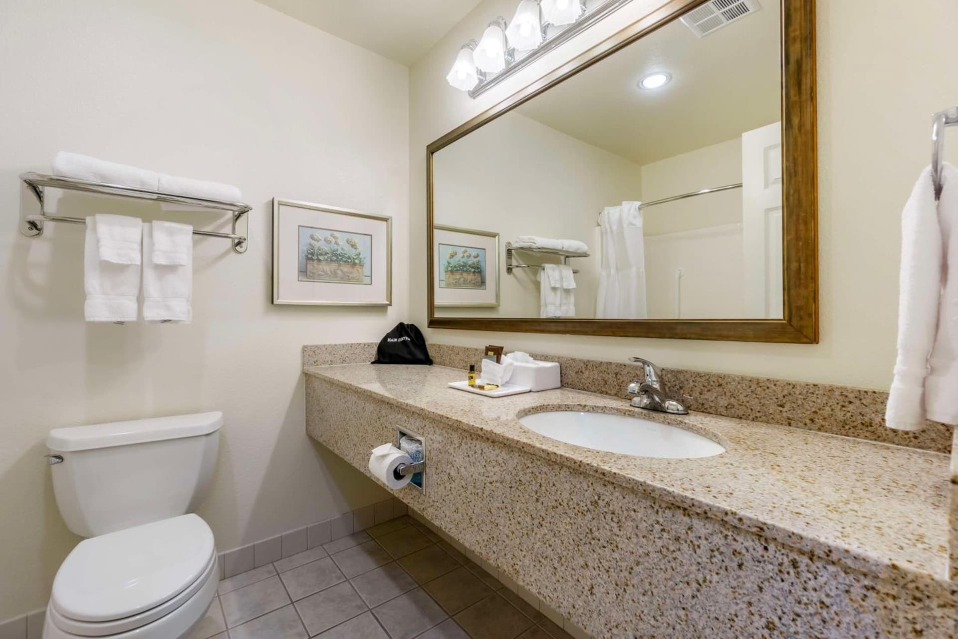Best Western Plus Edmonds Harbor Inn gallery photo in Edmonds, WA — image 67