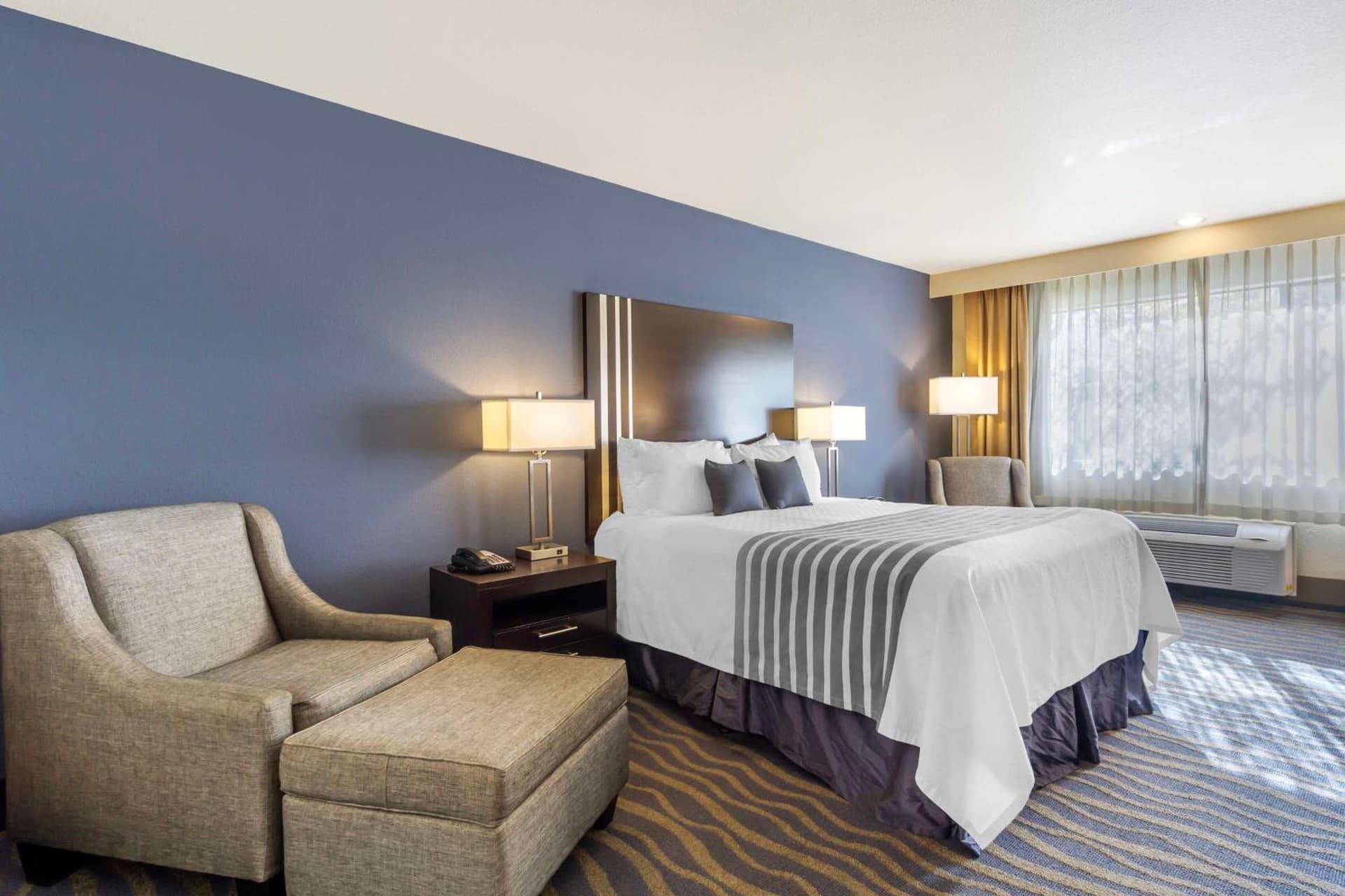 Best Western Plus Edmonds Harbor Inn gallery photo in Edmonds, WA — image 22