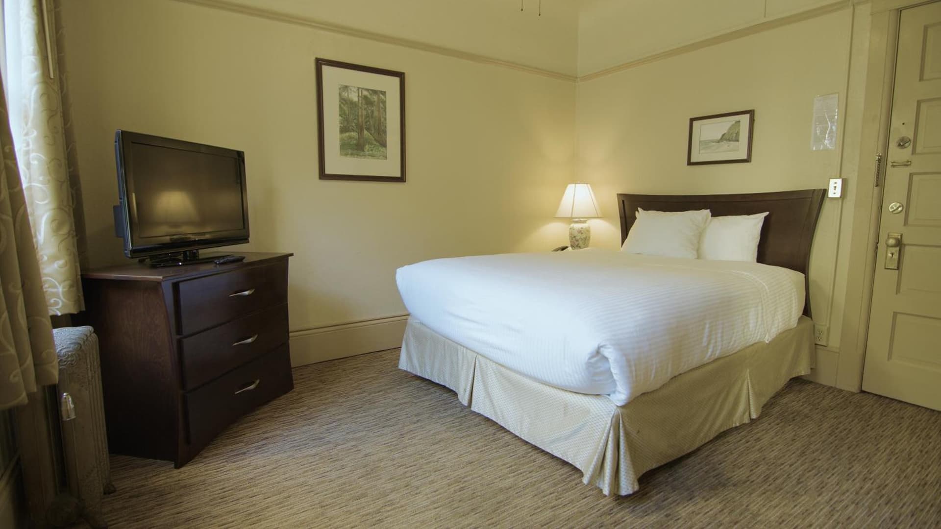 Hotel Arcata interior in Arcata, CA — gallery photo 2