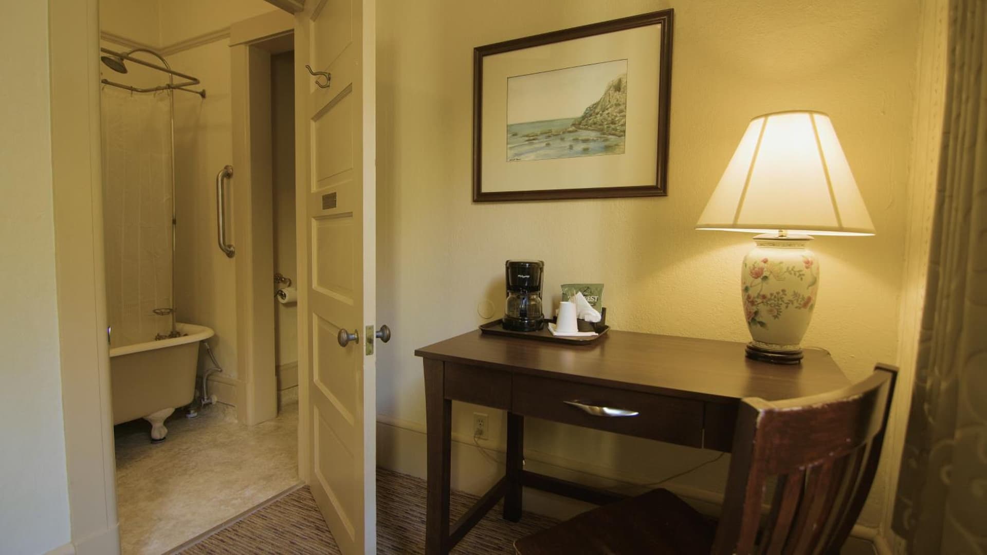 Hotel Arcata property views in Arcata, CA — gallery photo 3