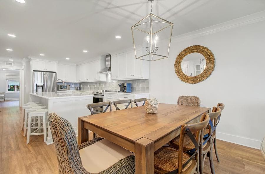Beach Club Villa 33 by Wild Dunes, Oceanfront interior in Isle of Palms, SC — gallery photo 2