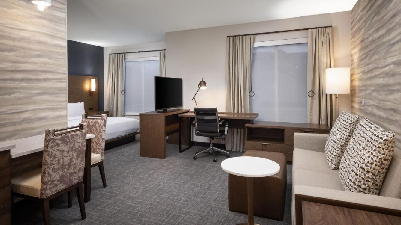 Residence Inn by Marriott Denver Aurora property views in Aurora, CO — gallery photo 3