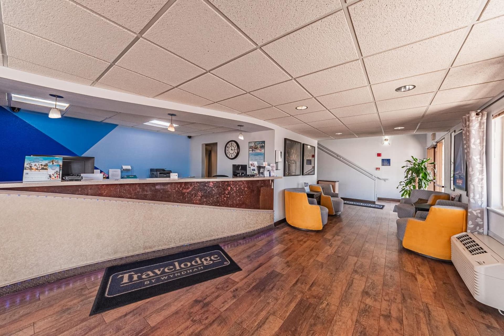 Travelodge by Wyndham Colorado Springs Airport - Peterson SFB gallery photo in Colorado Springs, CO — image 23