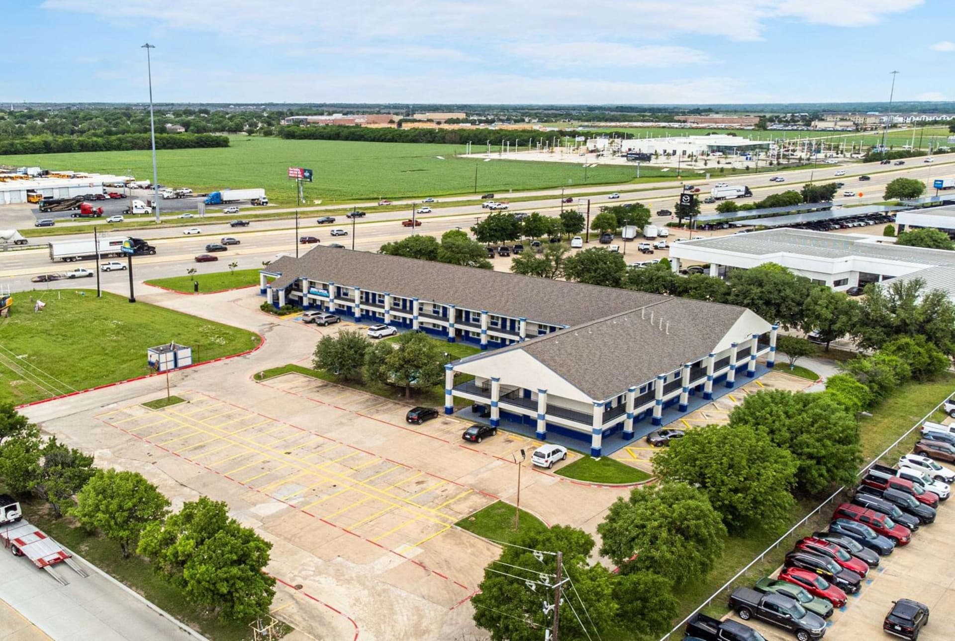 Days Inn by Wyndham McKinney gallery photo in McKinney, TX — image 40