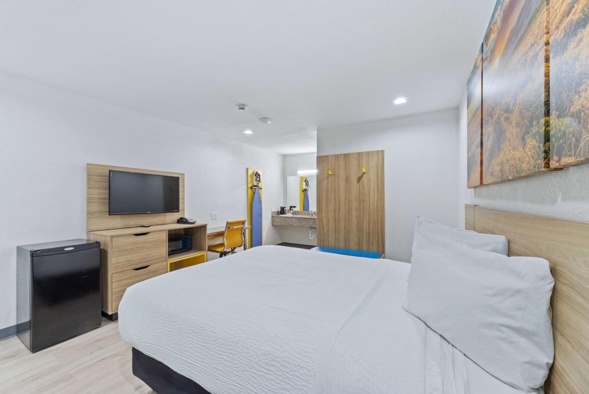 Days Inn by Wyndham McKinney gallery photo in McKinney, TX — image 36