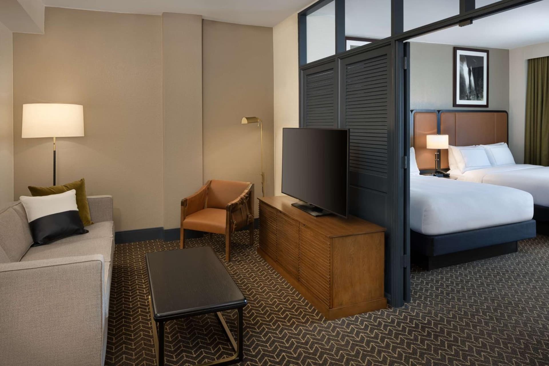 DoubleTree Suites by Hilton Lexington property views in Lexington, KY — gallery photo 3