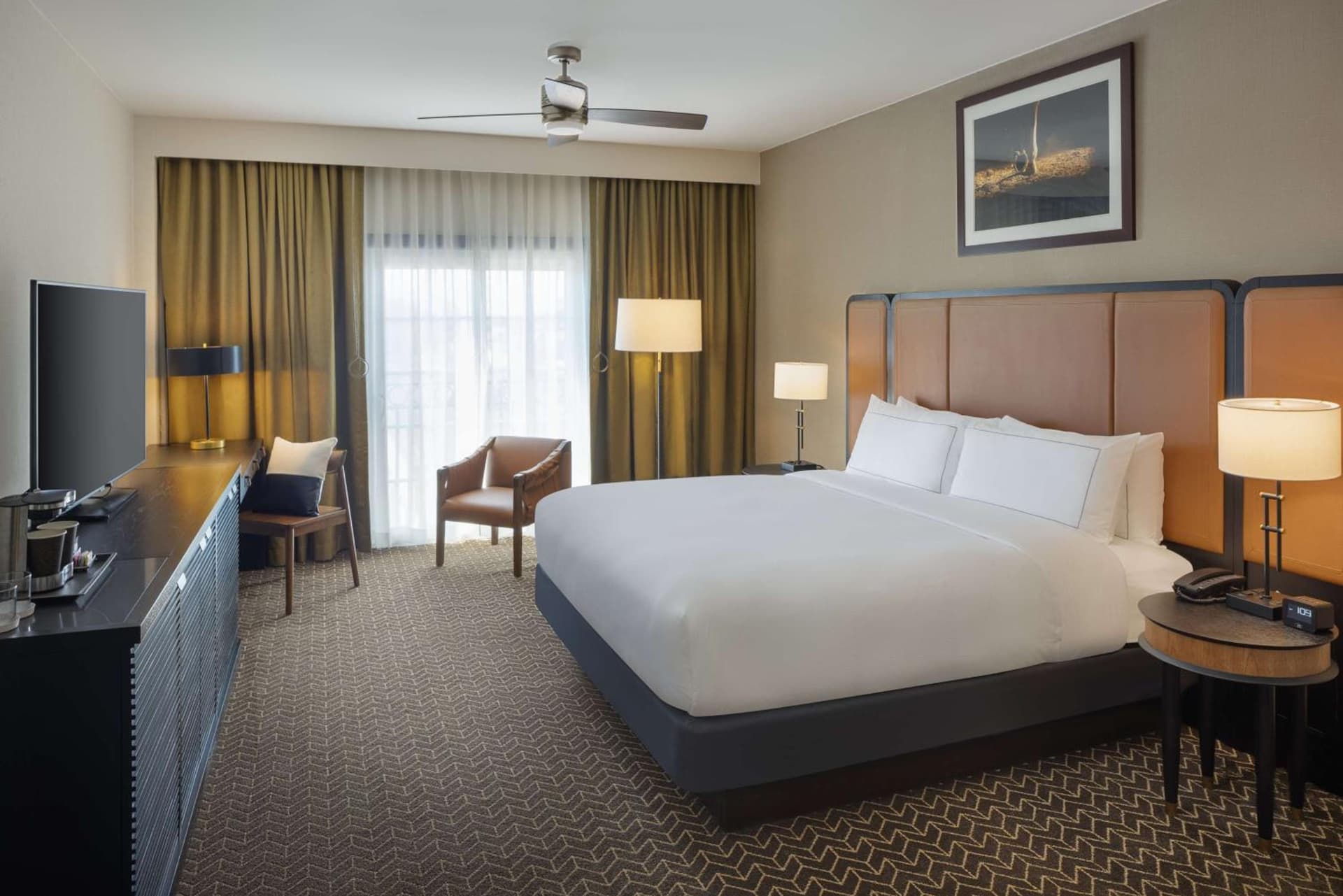 DoubleTree Suites by Hilton Lexington gallery photo in Lexington, KY — image 35